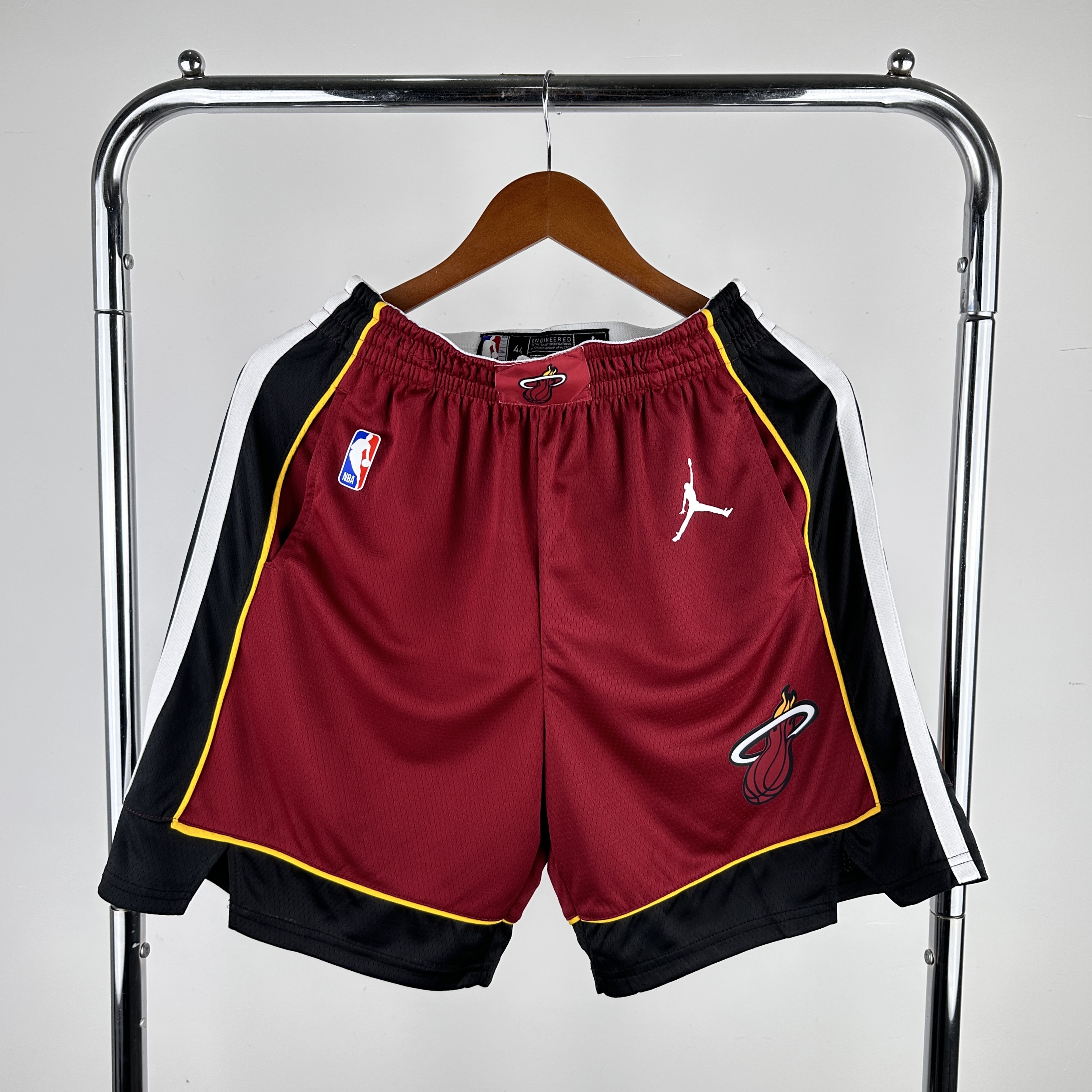 Season 23 Heat Flyers limited ball pants