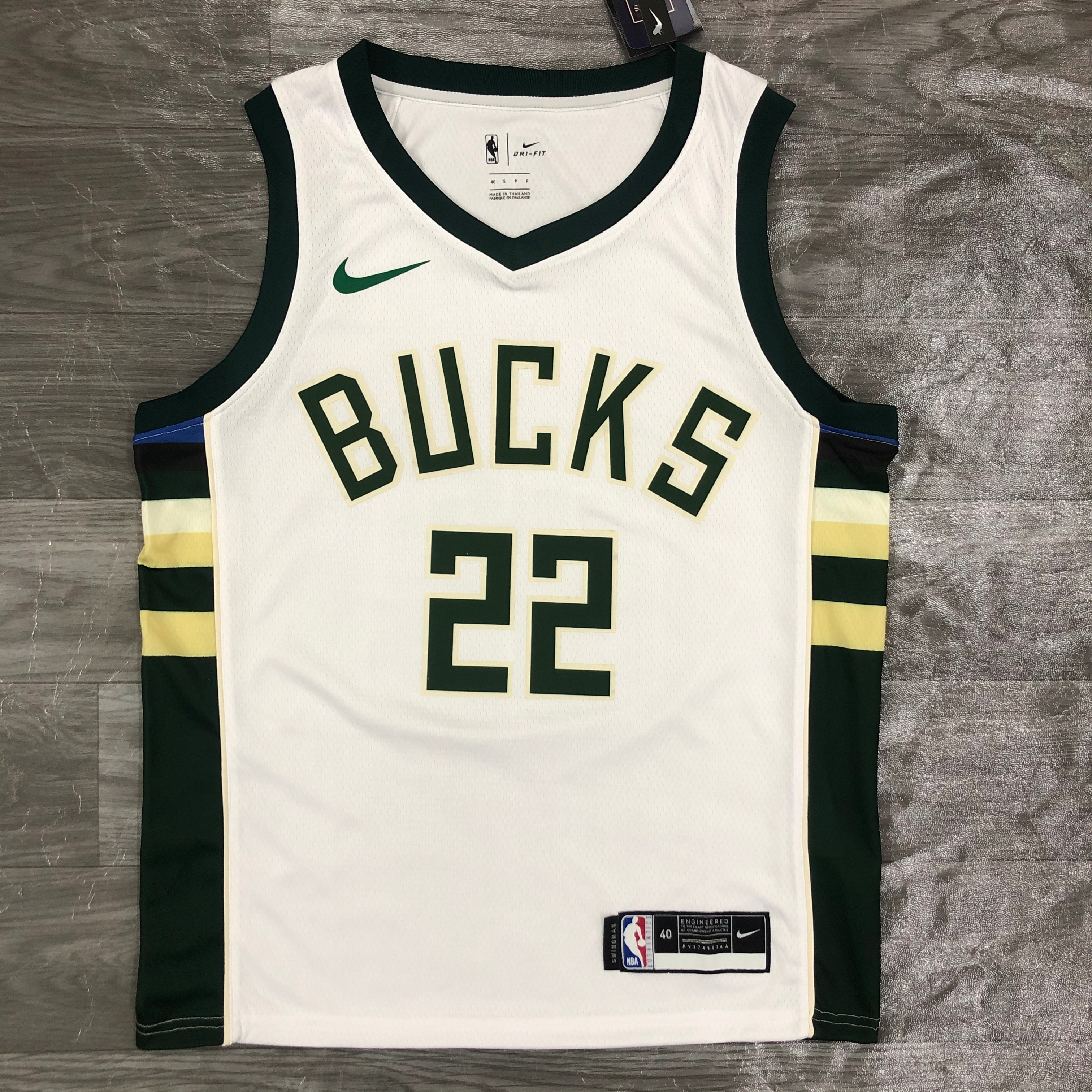 21 season BUCKS home white 22 Middleton