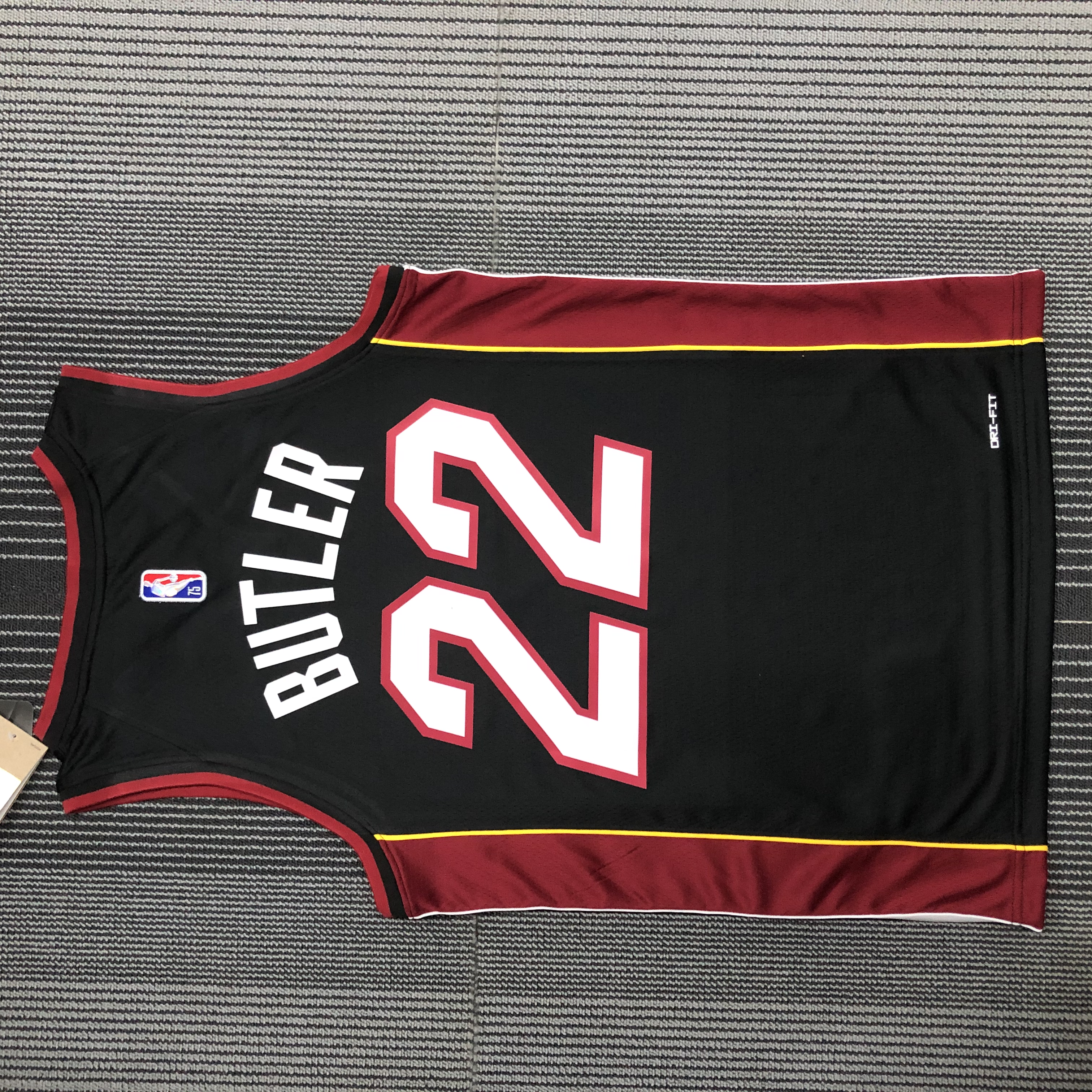 75th anniversary Heat black 22nd Butler