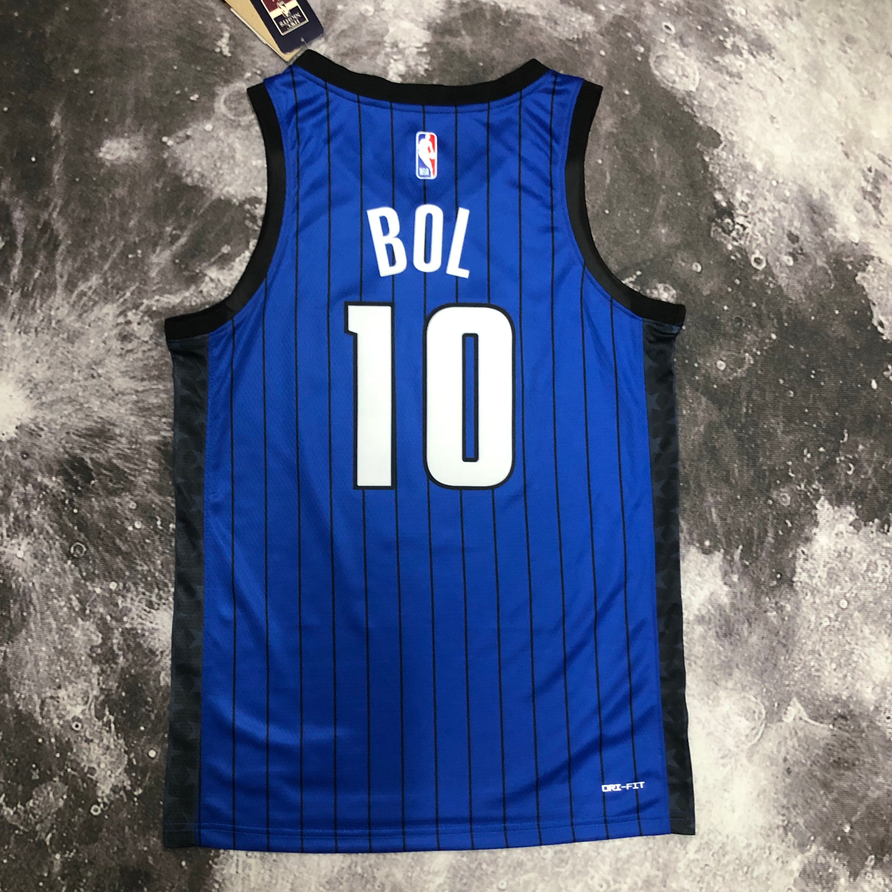 Magic '23 Flyers No. 10 Bal
