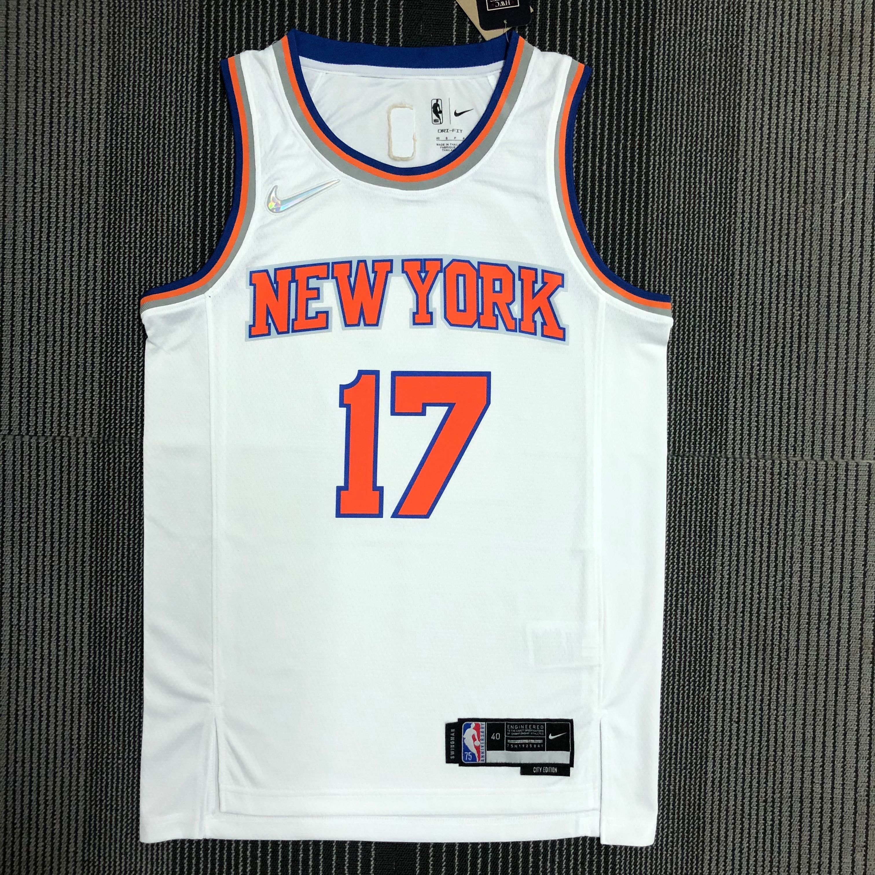 75th anniversary Knicks white number 17  Lin