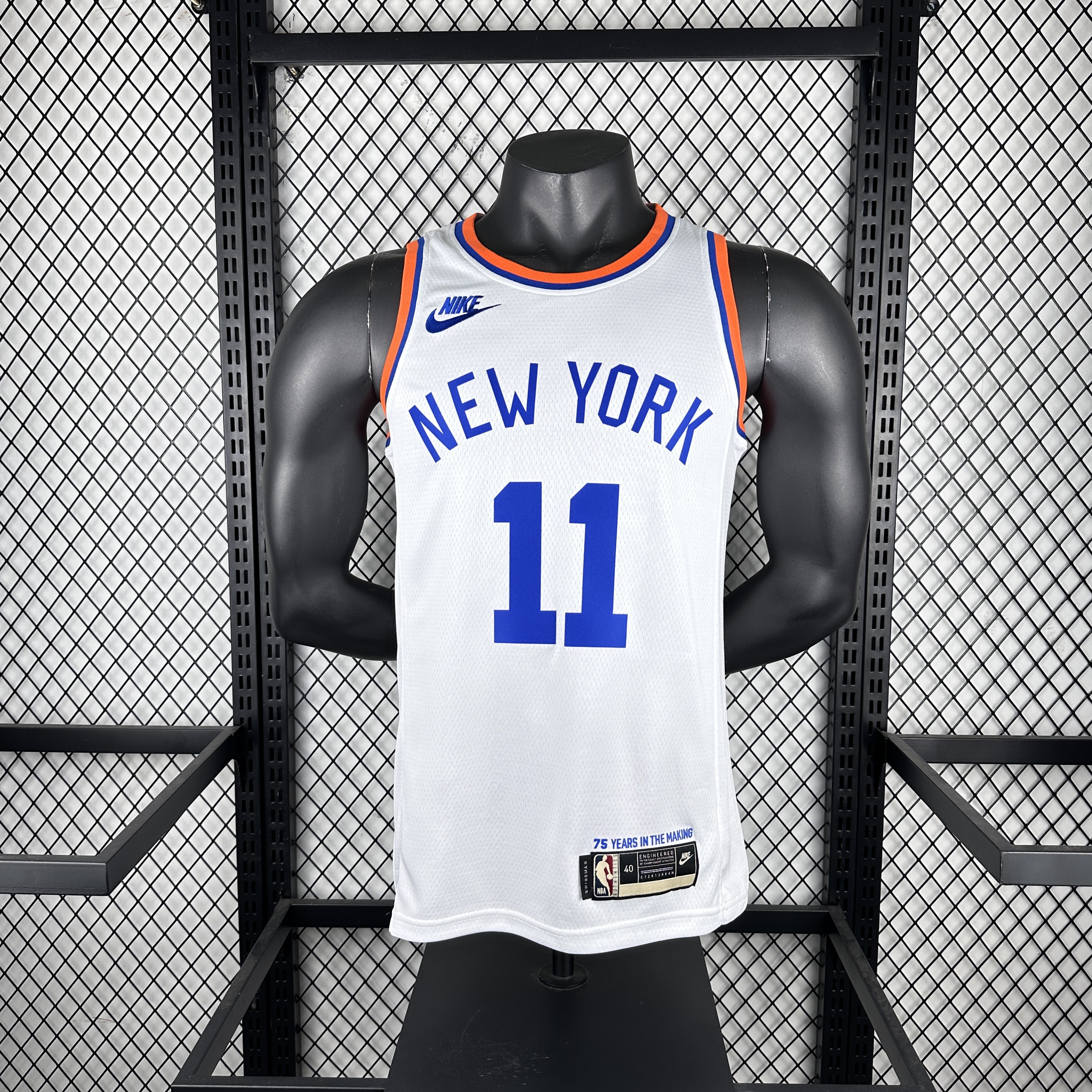 75th anniversary Knicks throwback No. 11 Brunson