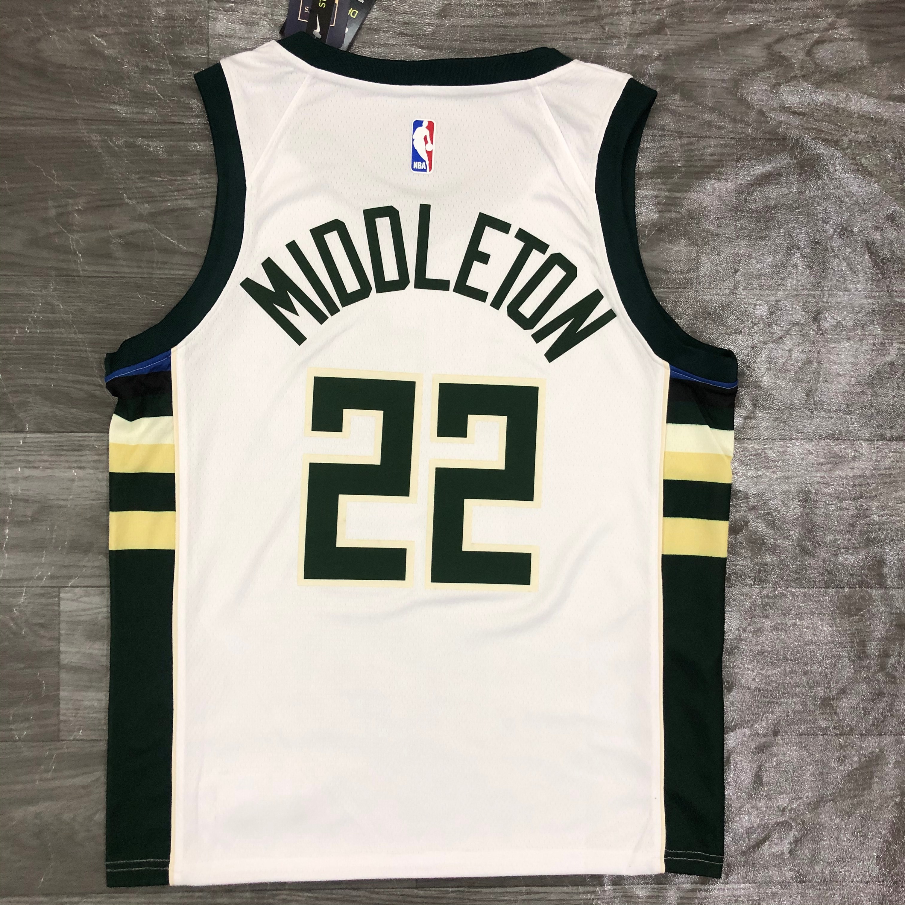 21 season BUCKS home white 22 Middleton