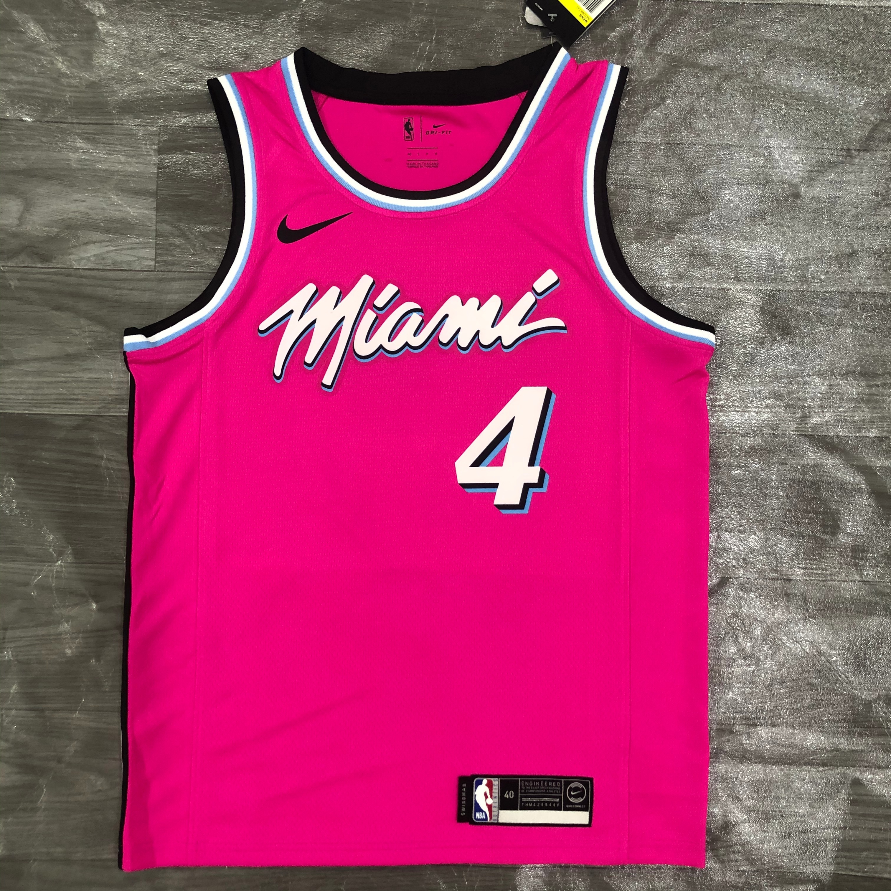 Heat crewneck pink No. 4 Oladipo