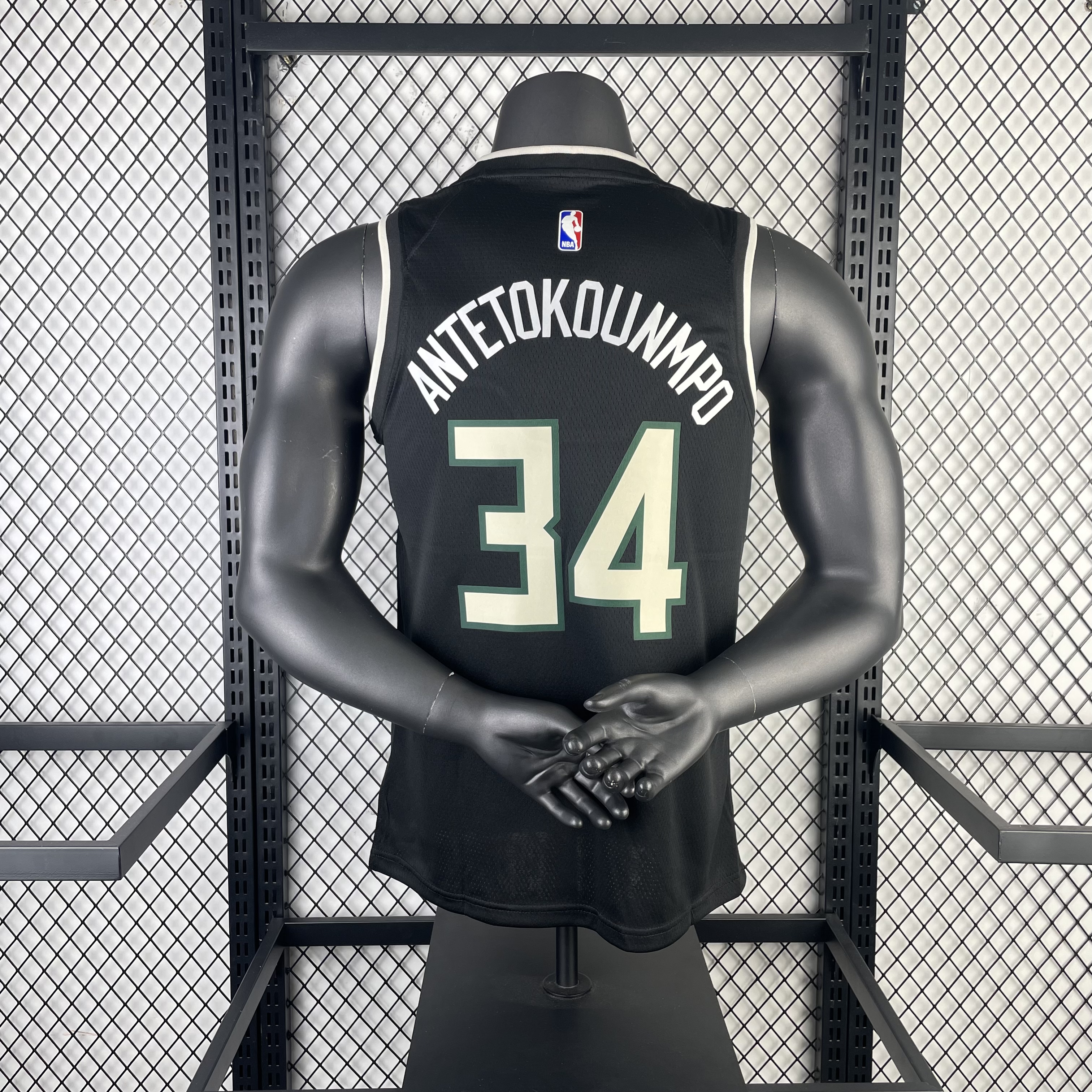In the 21st season, the Bucks limited the number 34 Antetokounmpo