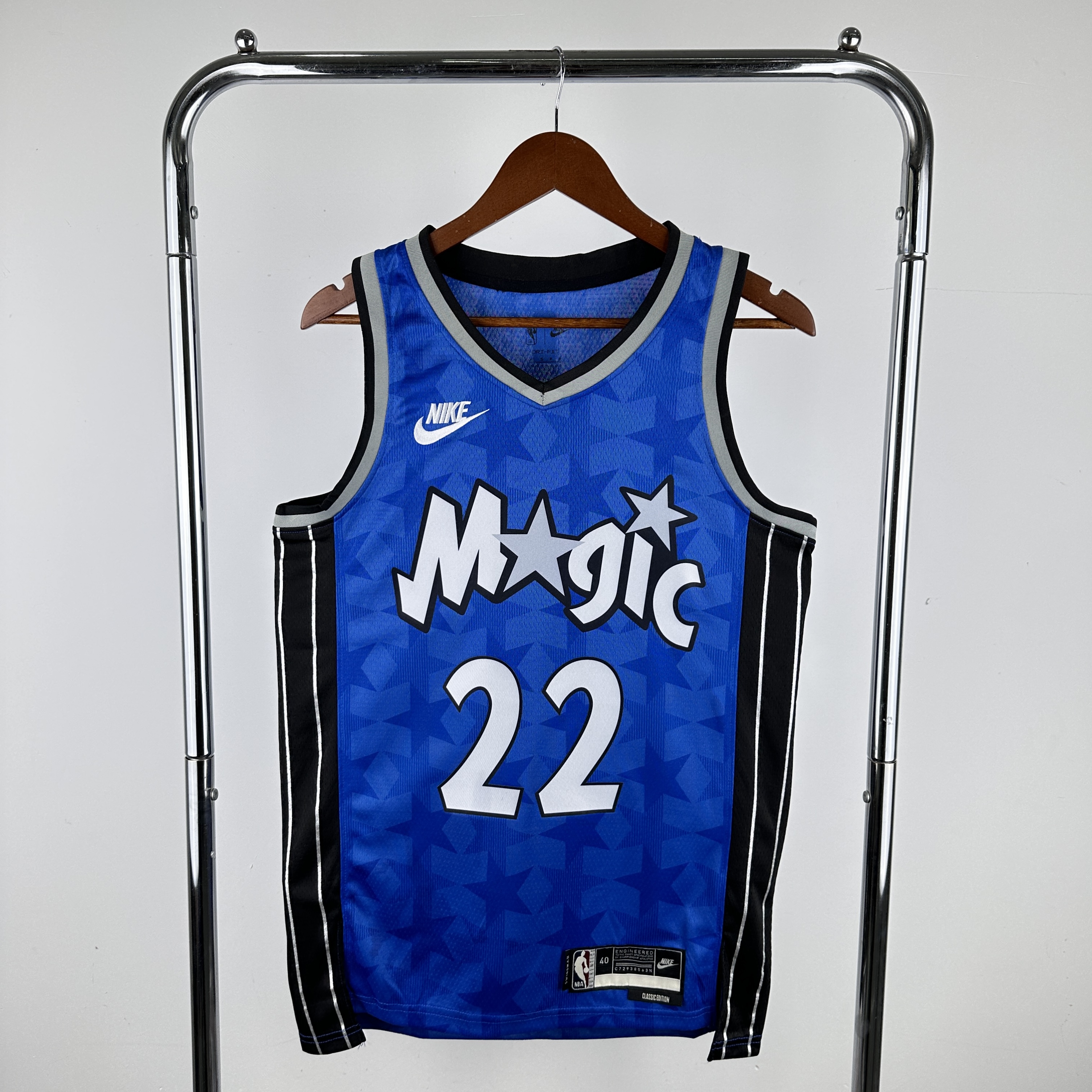 Season 24 Magic throwback number 22 Wagner