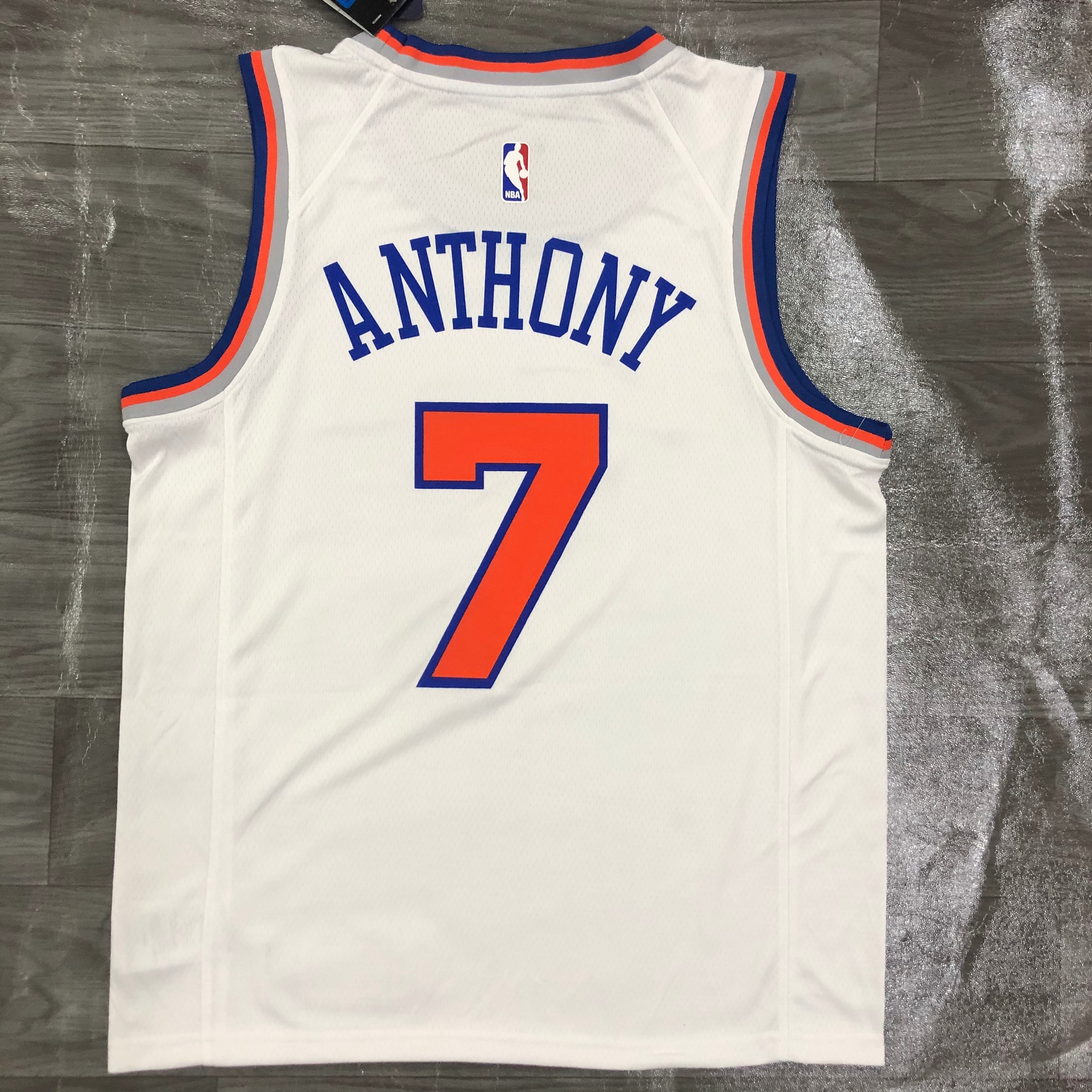 Knicks white number 7 Carmelo Anthony