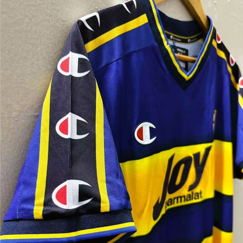 2001-2002 Parma Away