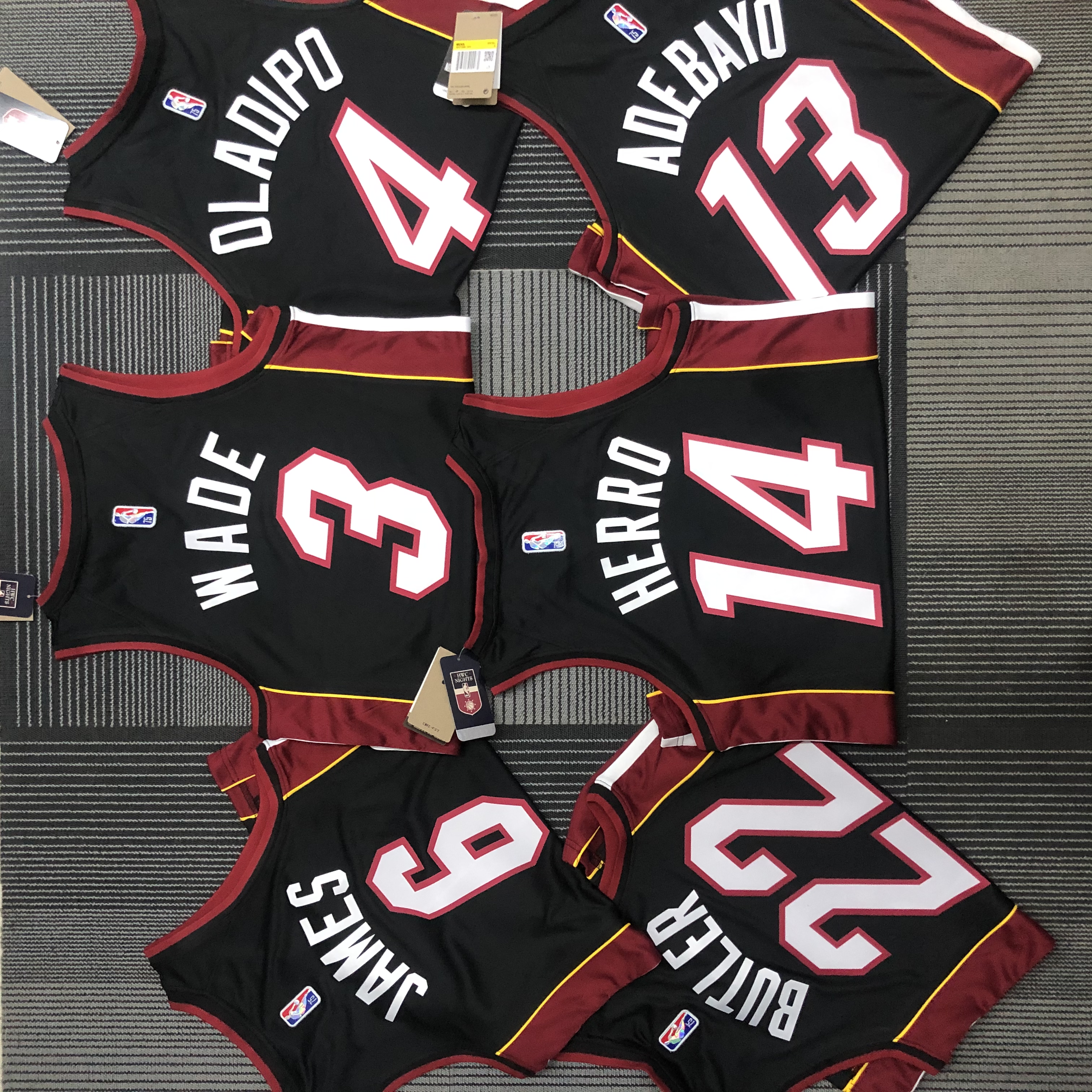 75th anniversary Heat black No. 6 James