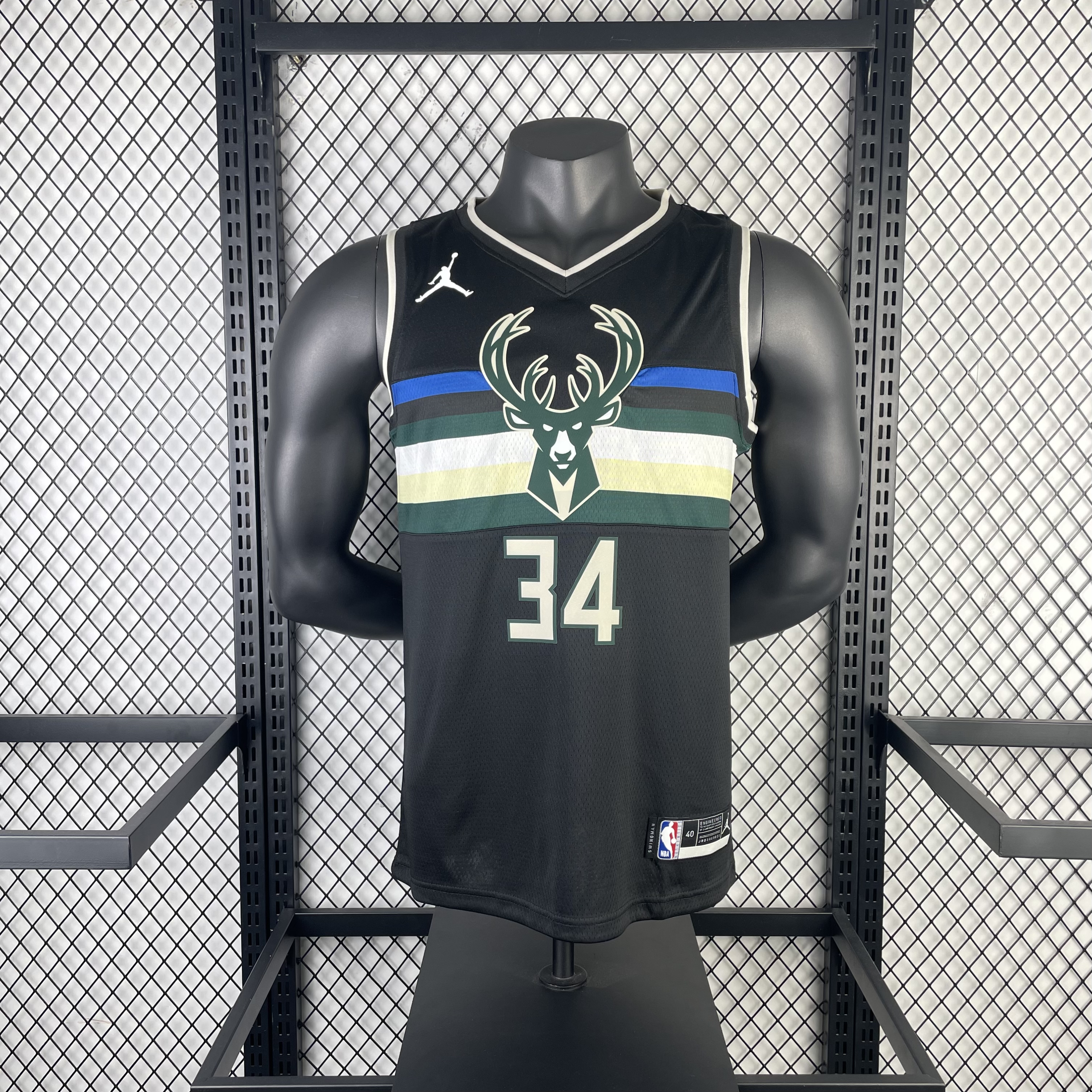In the 21st season, the Bucks limited the number 34 Antetokounmpo