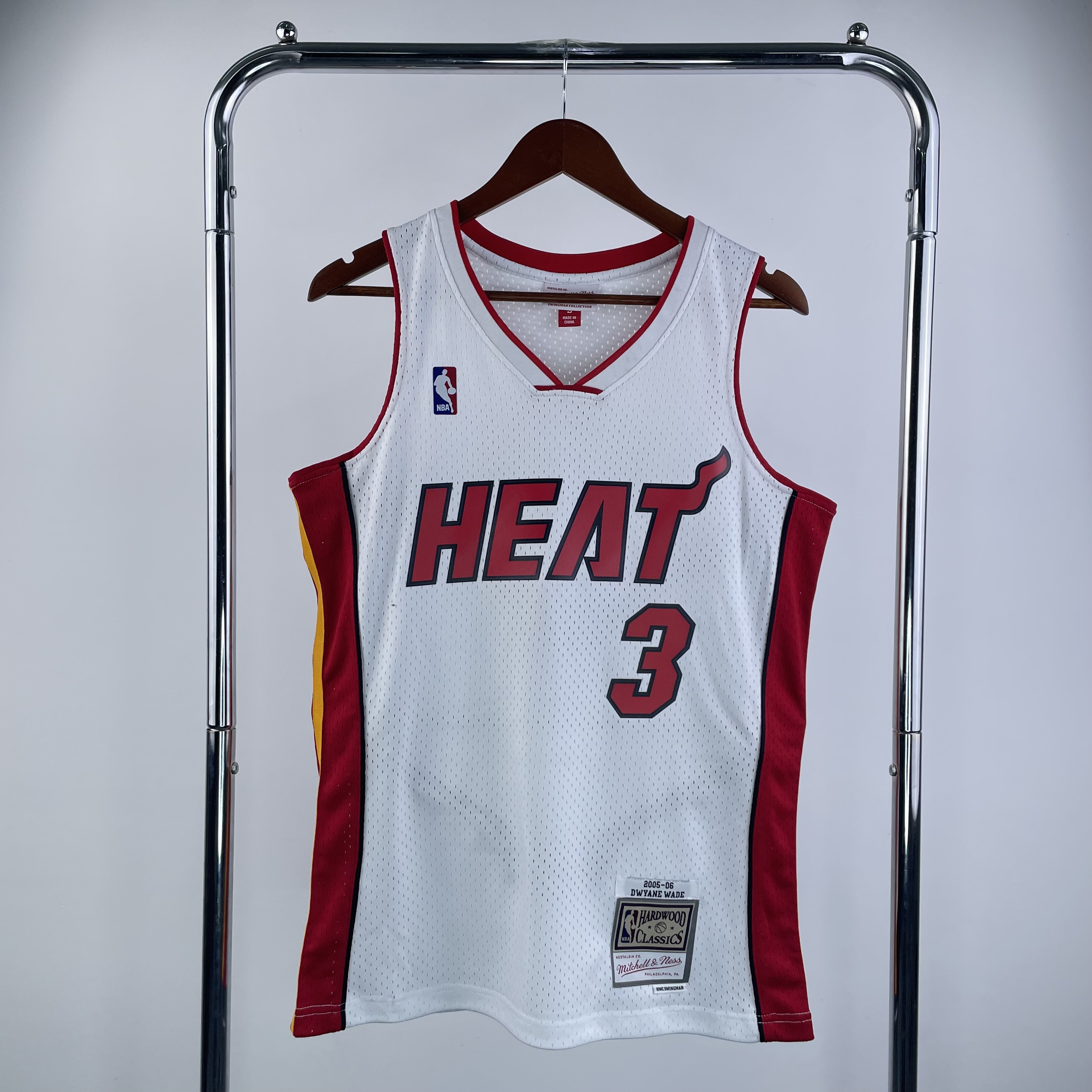MN Hot Press Throwback jersey SW Heat 0506 season white No. 3 Wade