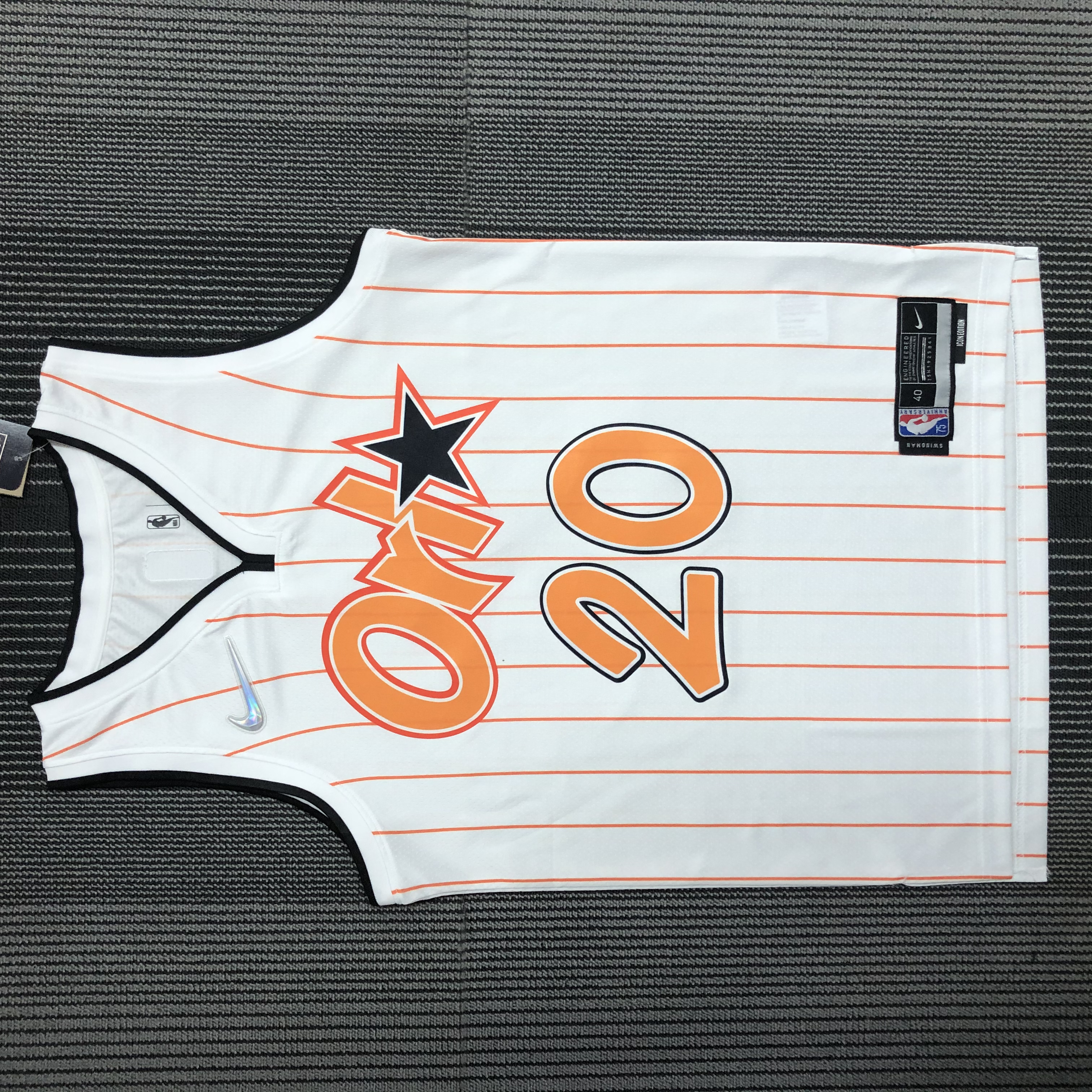 75 Weekend Magic White Orange No. 20 Fultz