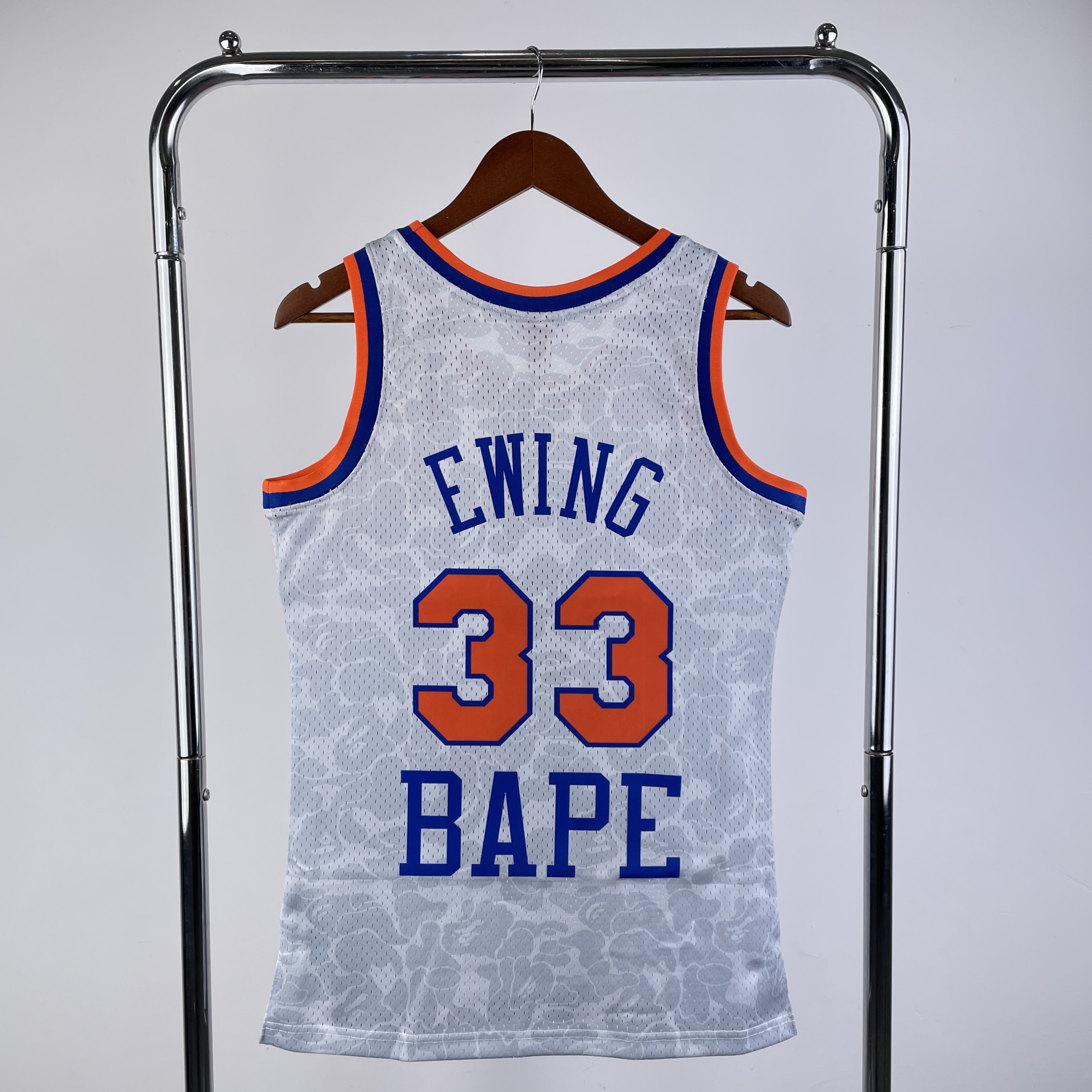 BAPE x M&N jersey Knicks white No. 33