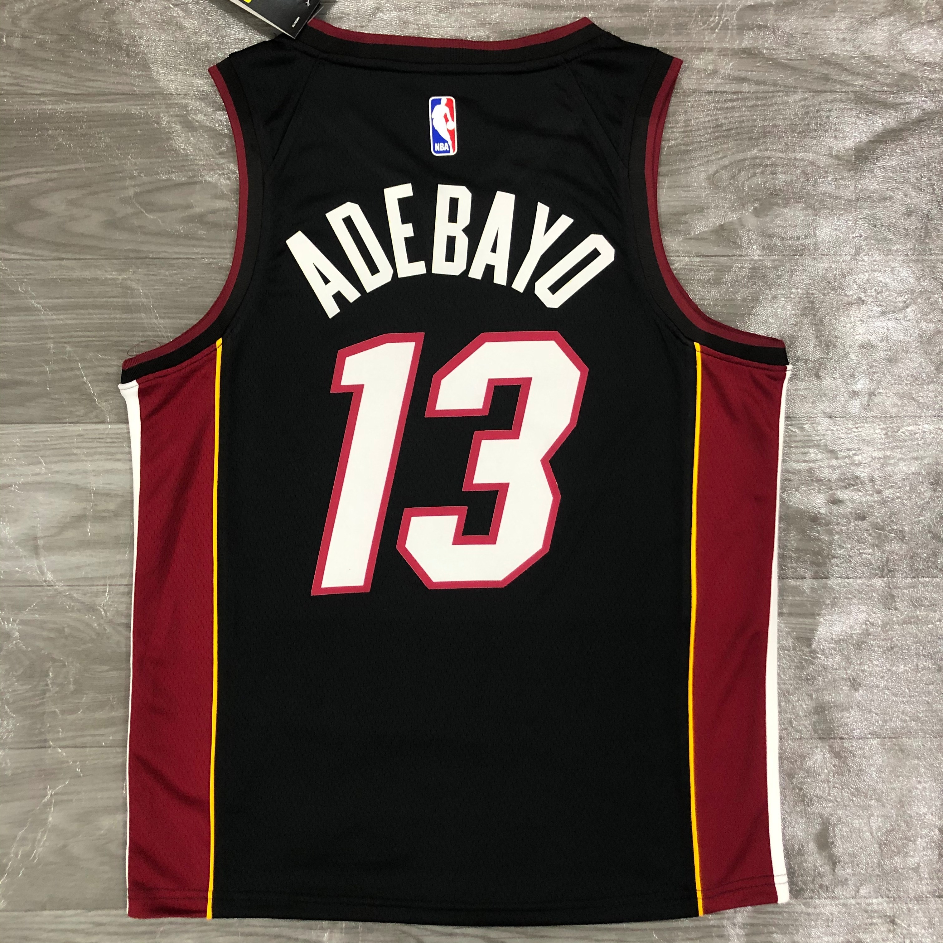 Heat V-neck black 13 Adebayo
