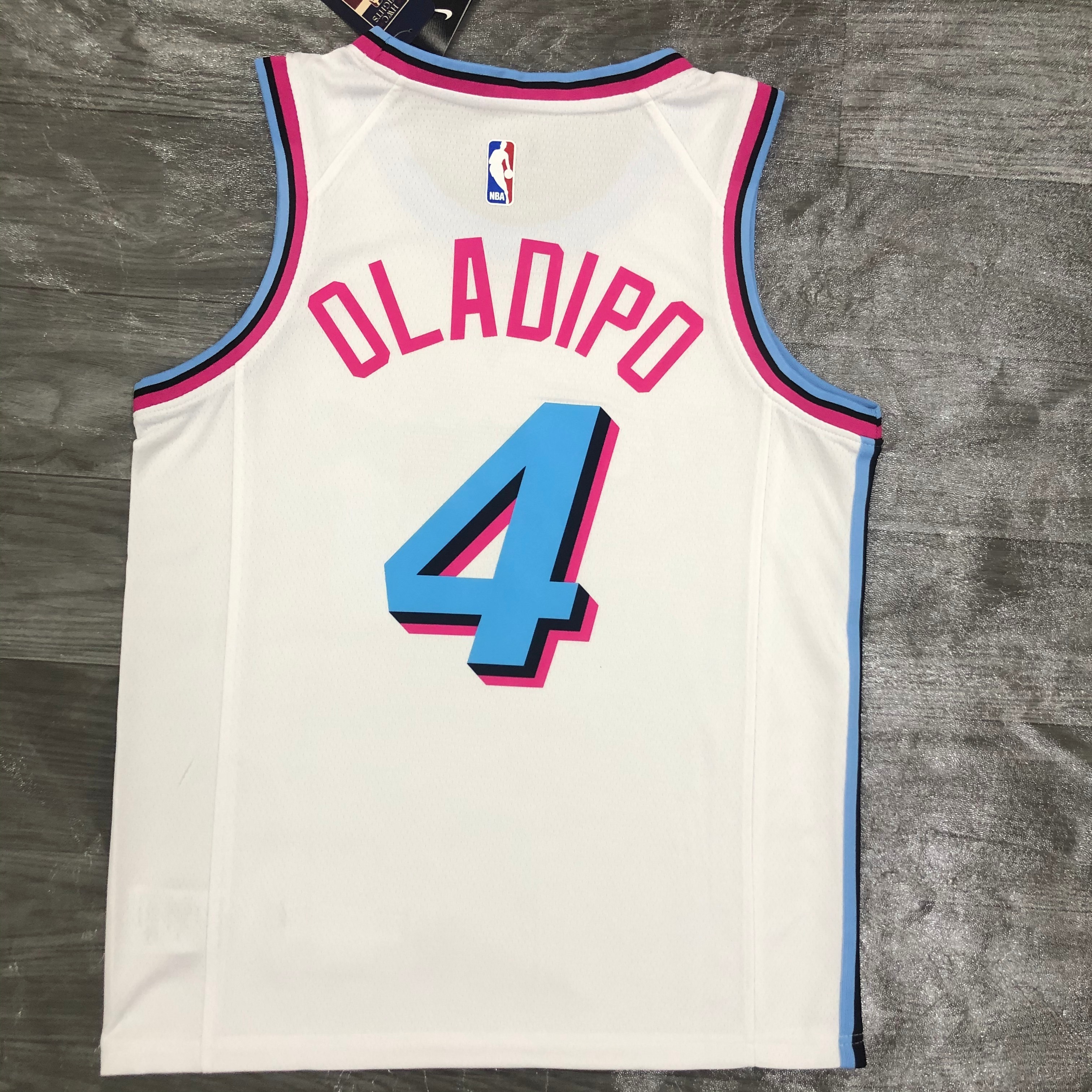 Heat crewneck white No. 4 Oladipo