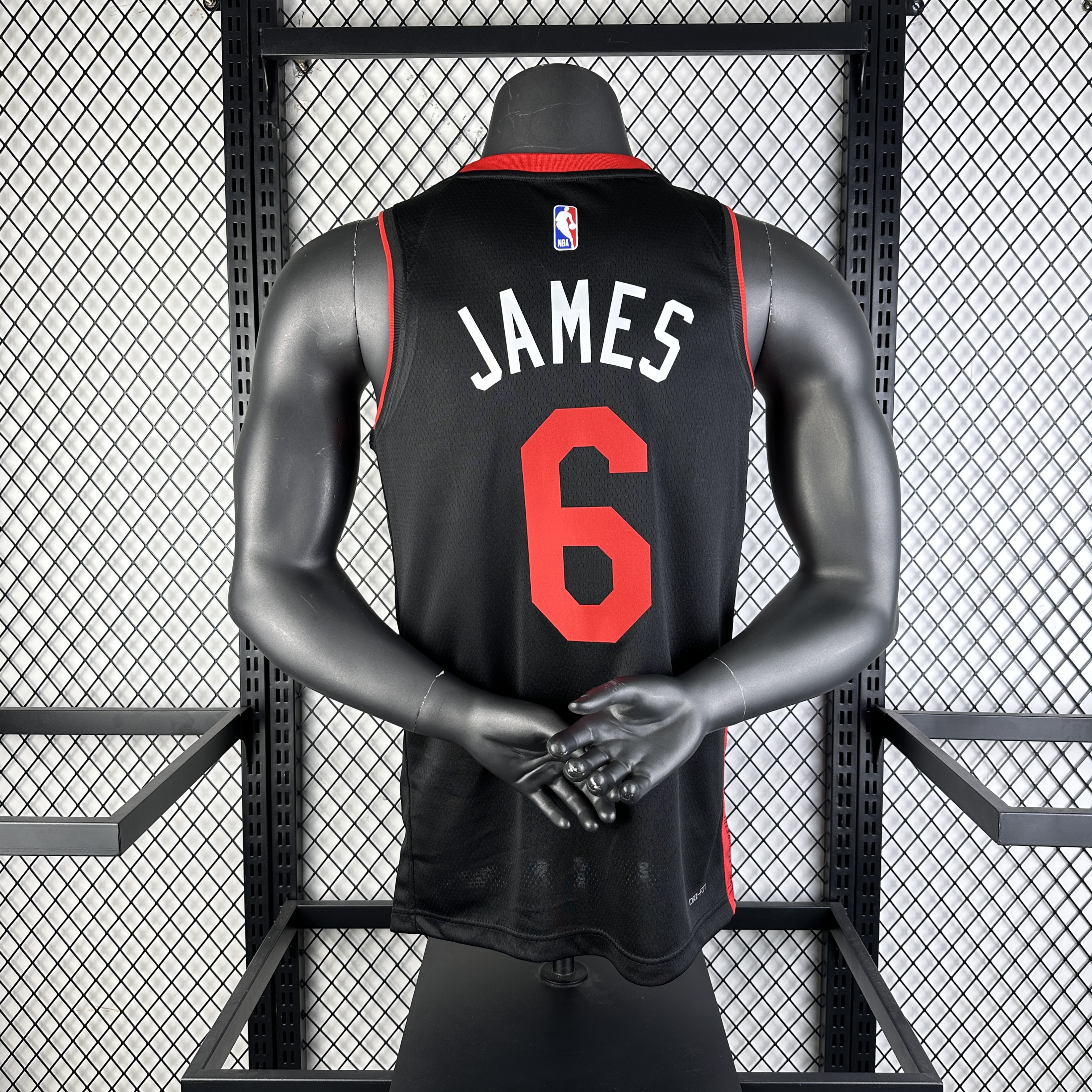 24 Heat City version No. 6 James