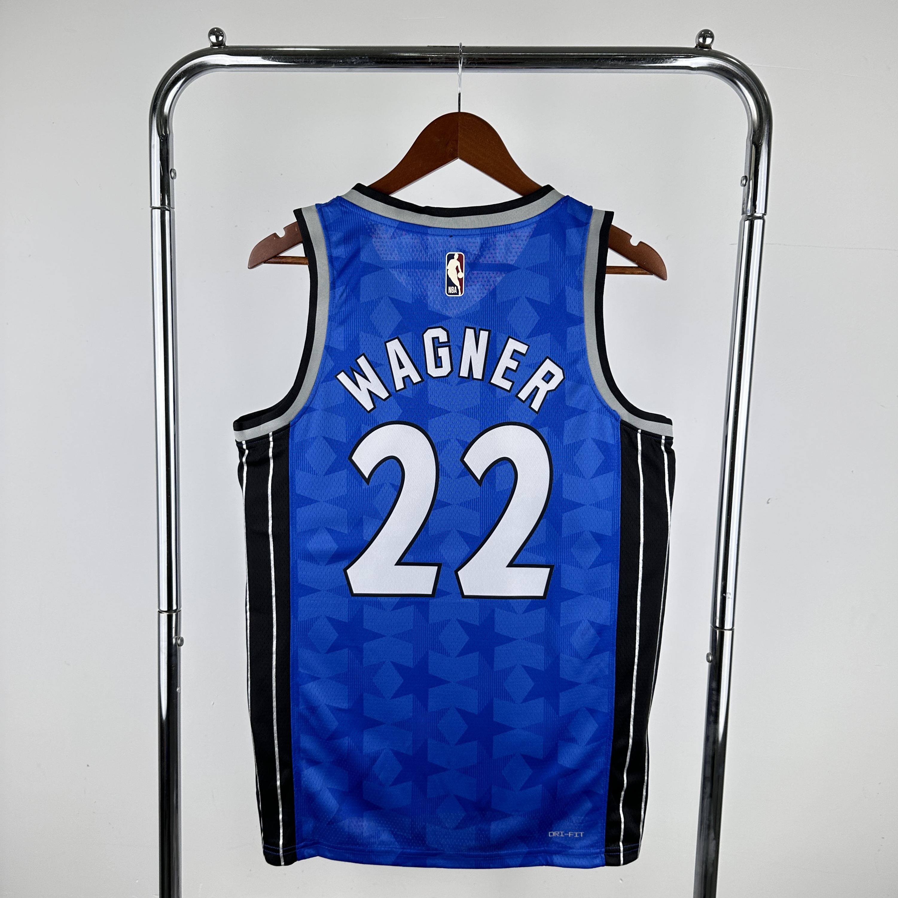 Season 24 Magic throwback number 22 Wagner