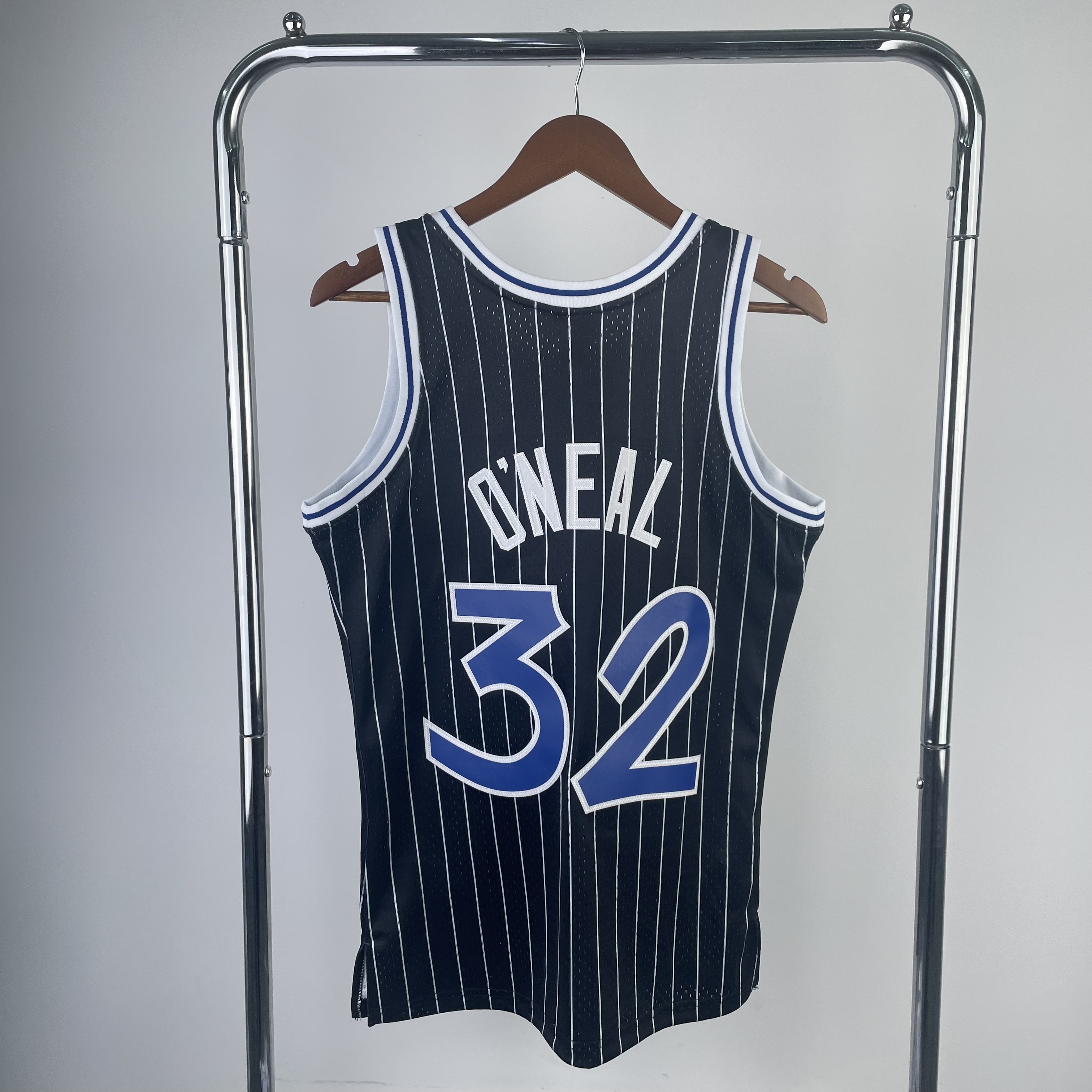 MN Hot Press Throwback jersey SW Magic 9495 black No. 32 O 'Neal