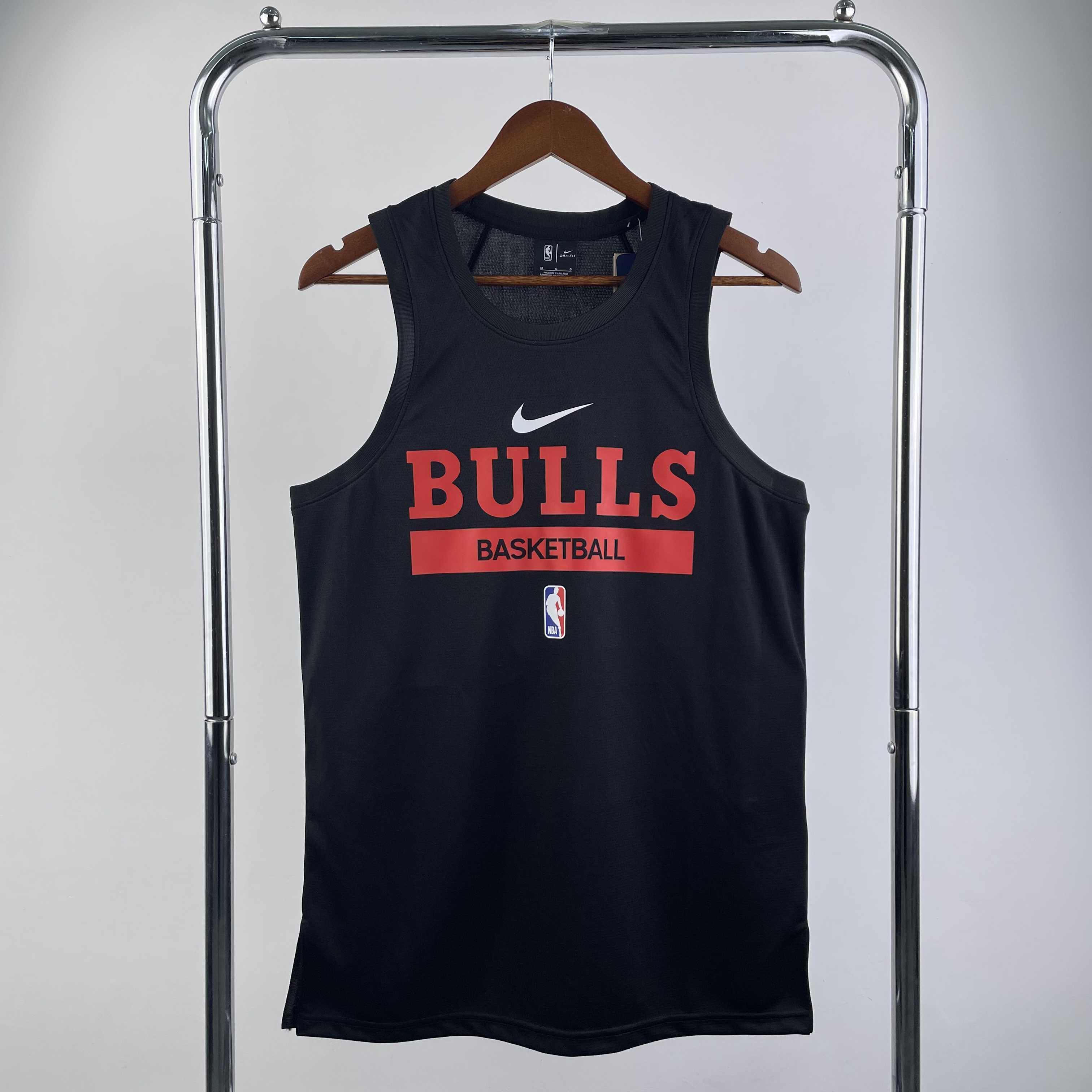 '23 Bulls black player's training vest