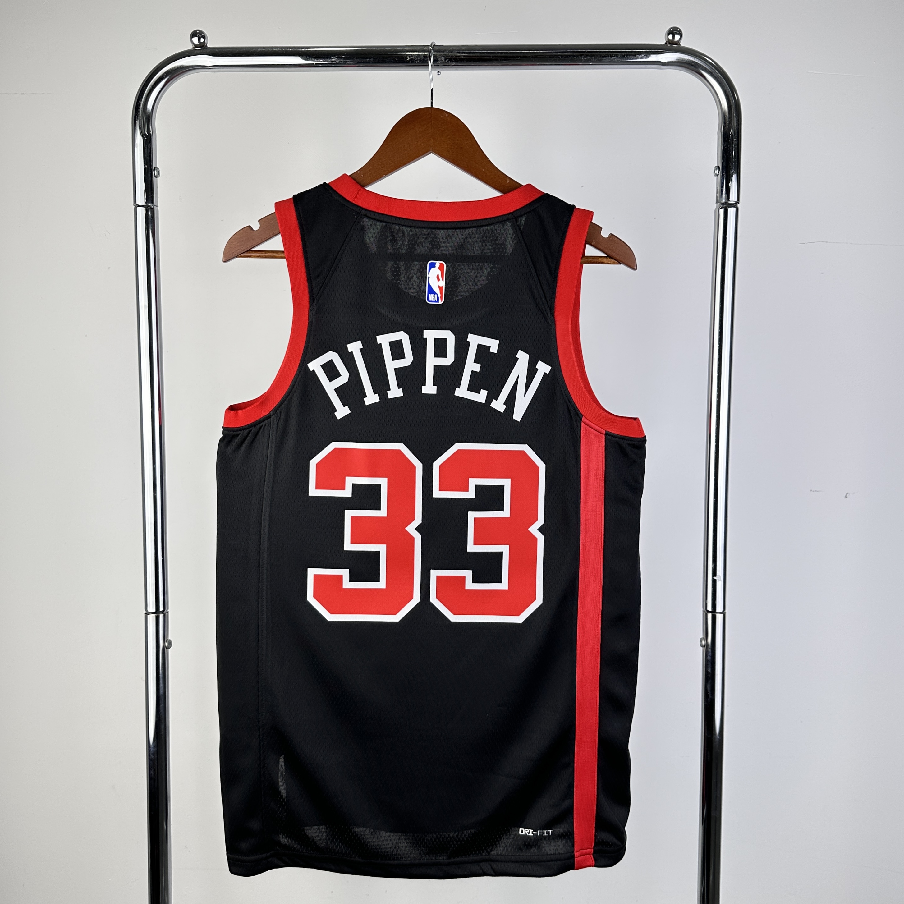 '24 Bulls City Edition # 33 Pippen