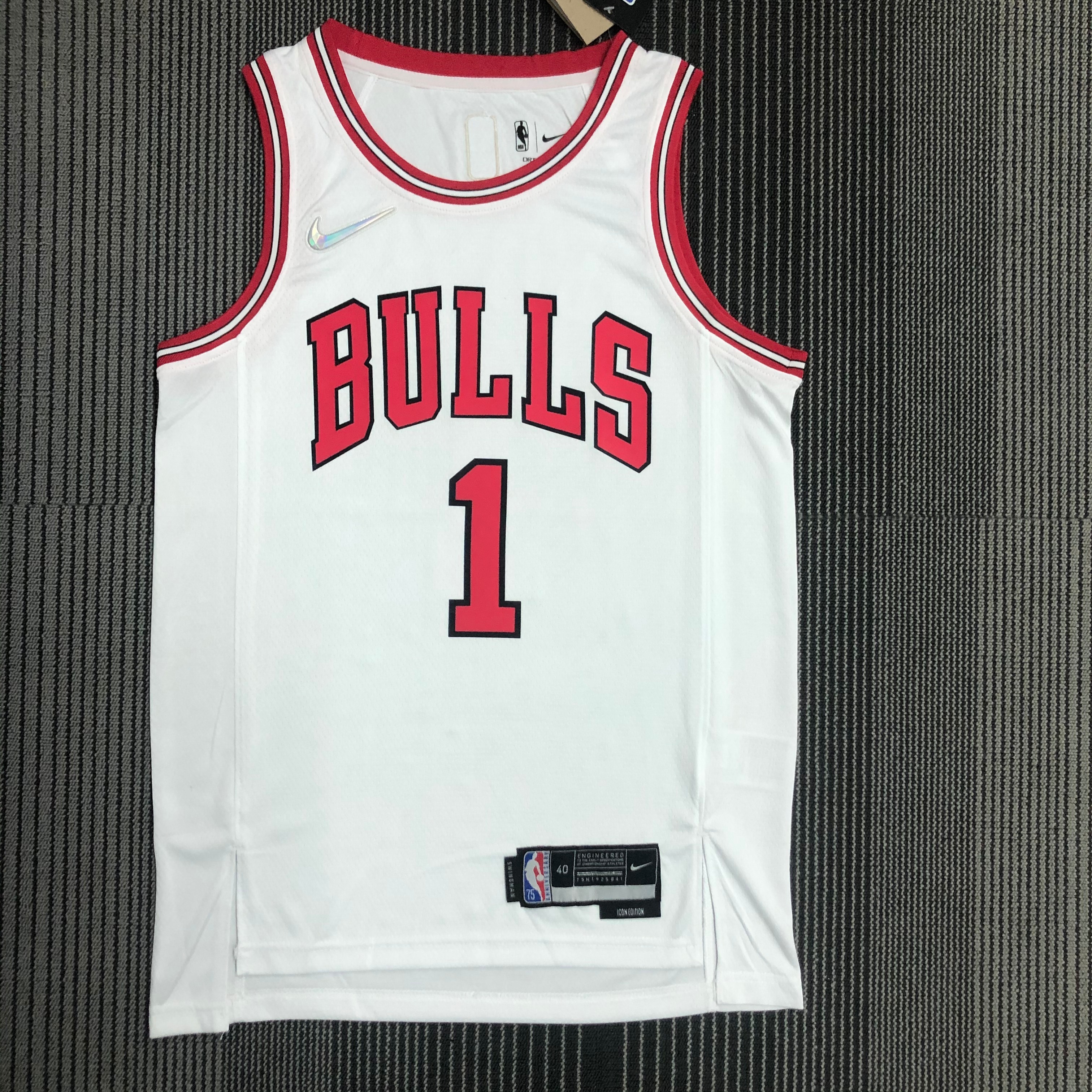 75th anniversary Bulls white No. 1 Rose