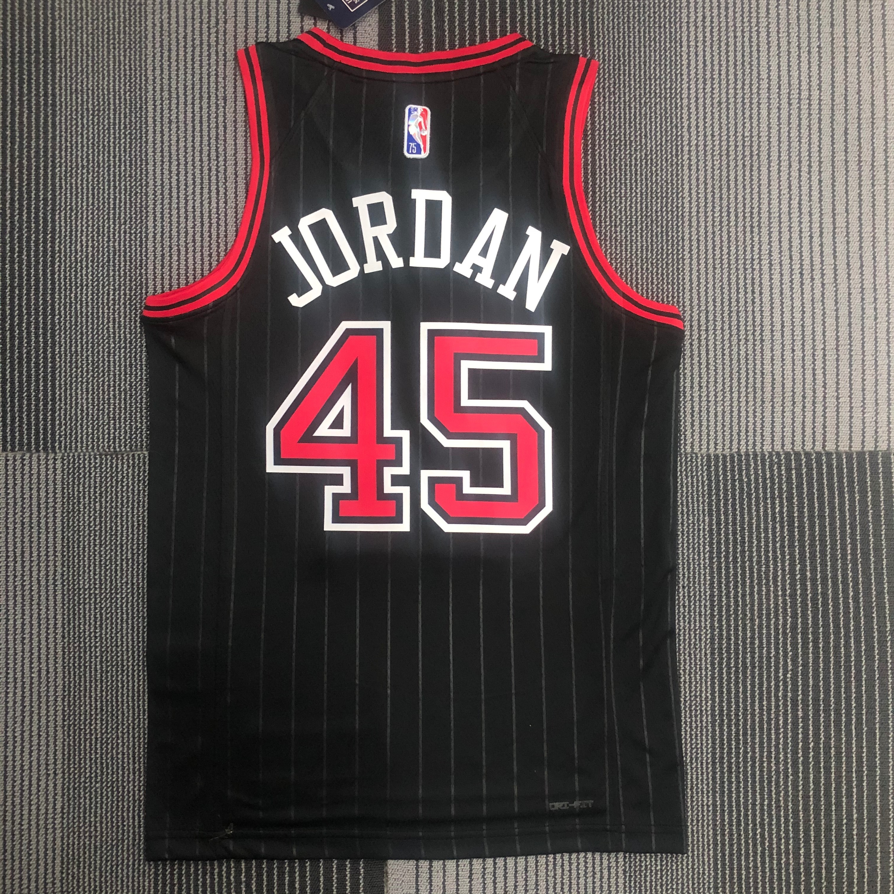 75th anniversary Bulls Flying 45 Jordan