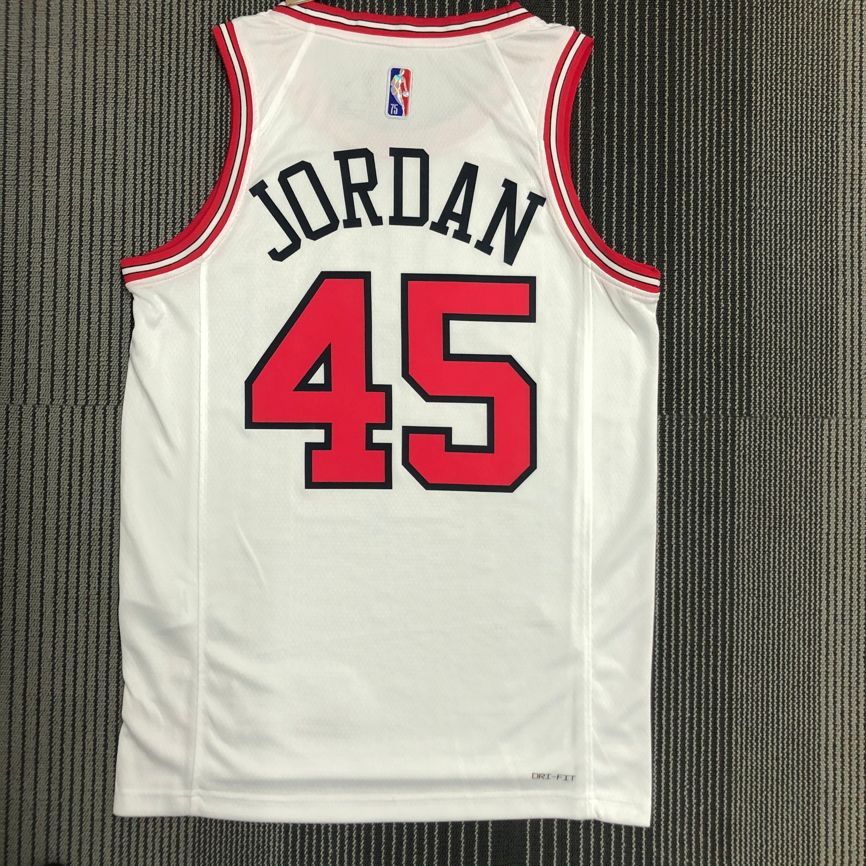 75th anniversary Bulls white 45 Jordan