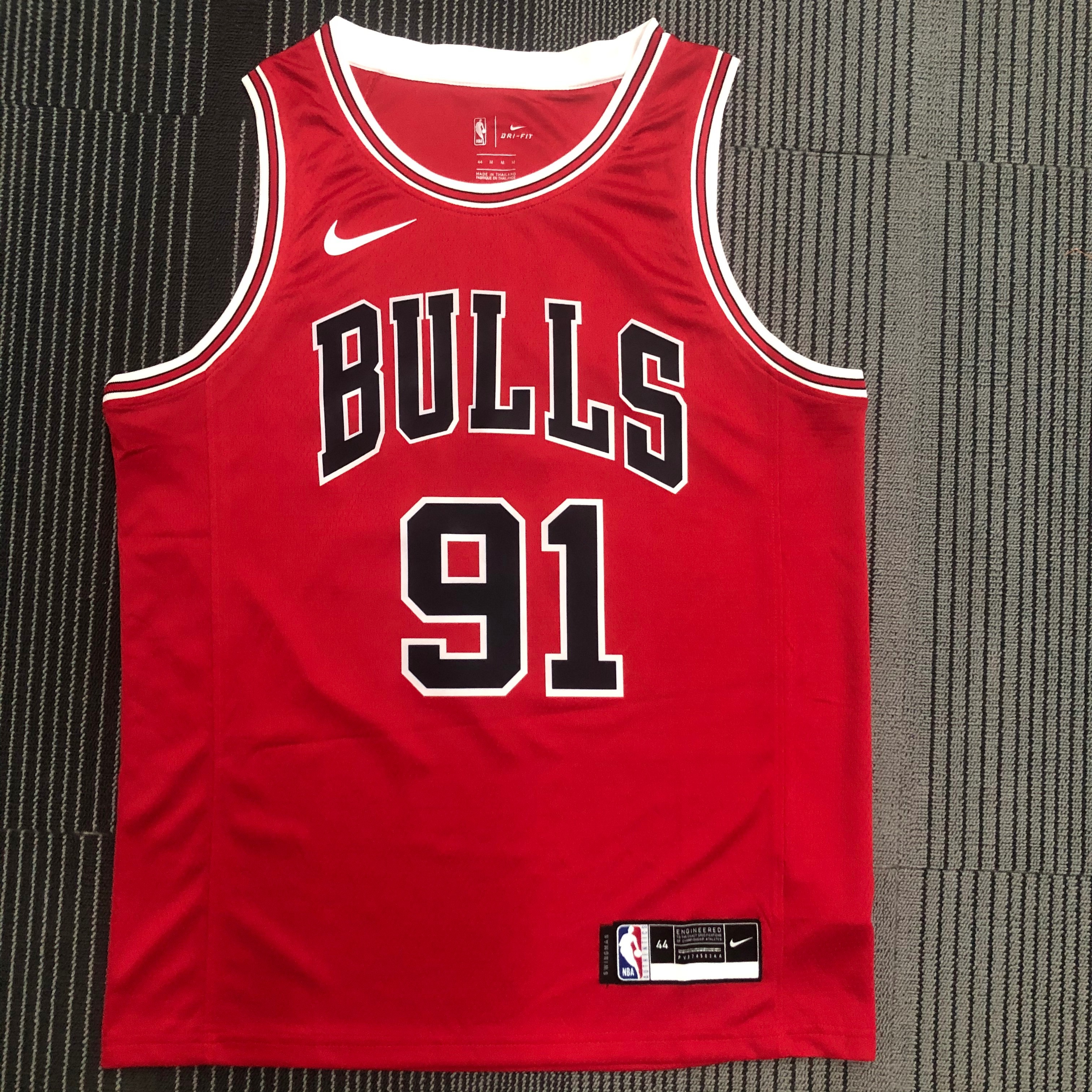 Bulls red number 91 Rodman