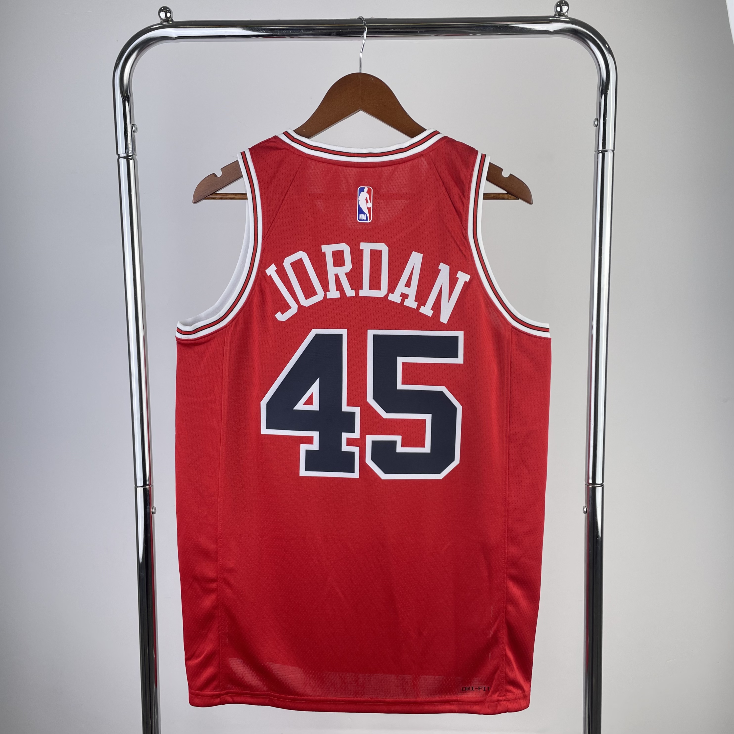 '23 Bulls red # 45 Jordan