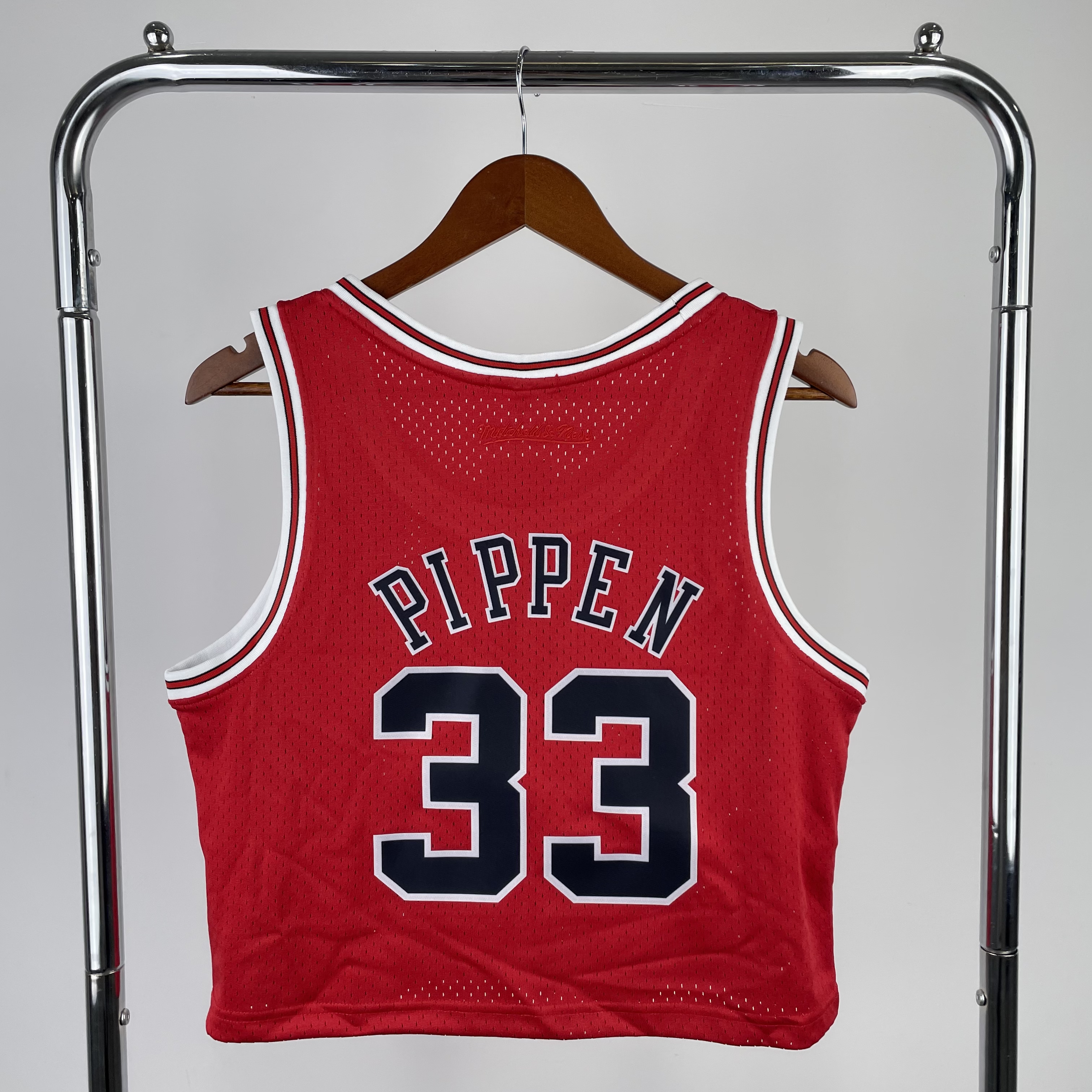 MN Women's crop throwback jersey Bulls red No. 33 Pippen