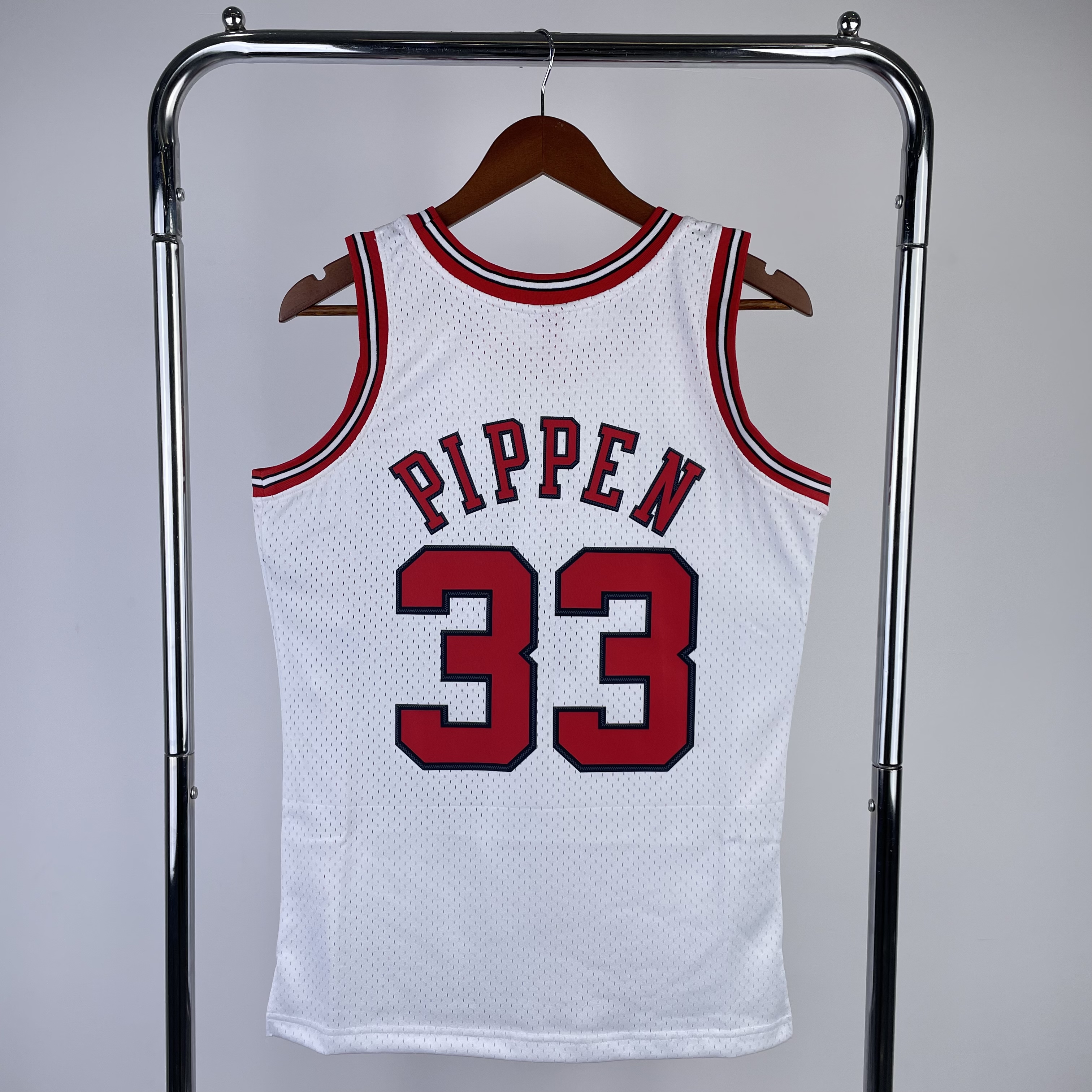 MN Hot pressed throwback jersey SW Bulls Season 98 white No. 33 Pippen