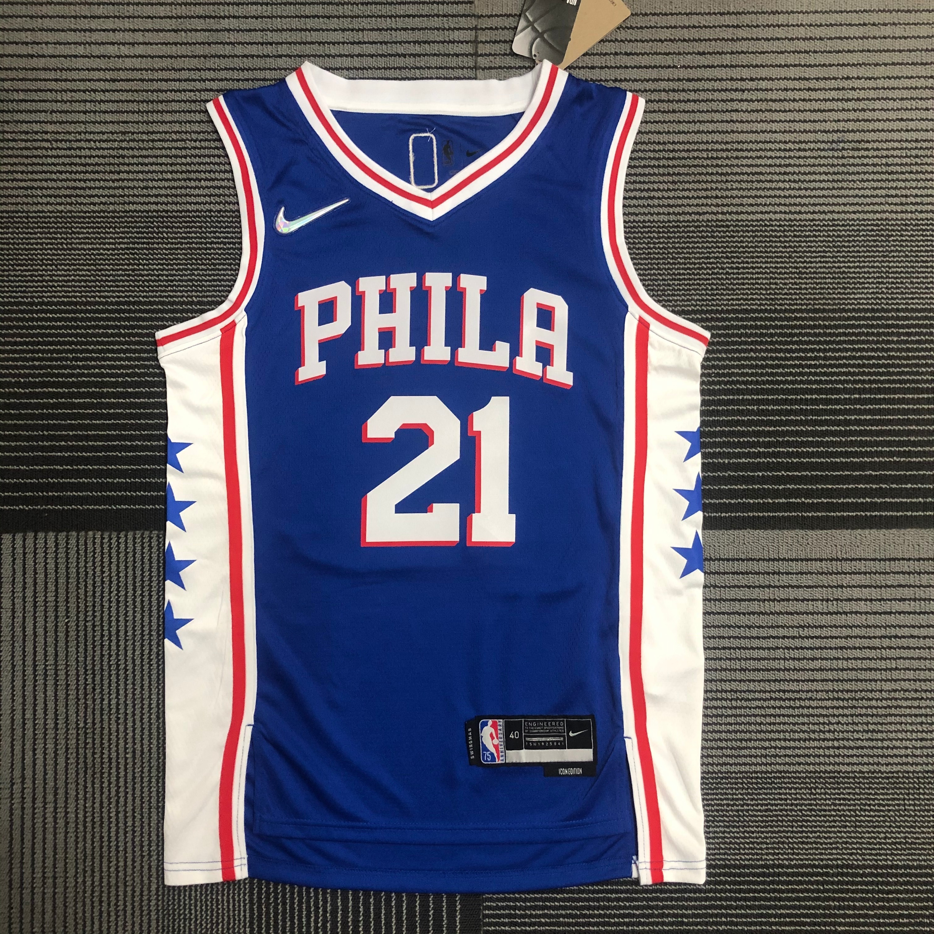 75th anniversary 76ers V-neck blue # 21 Embiid