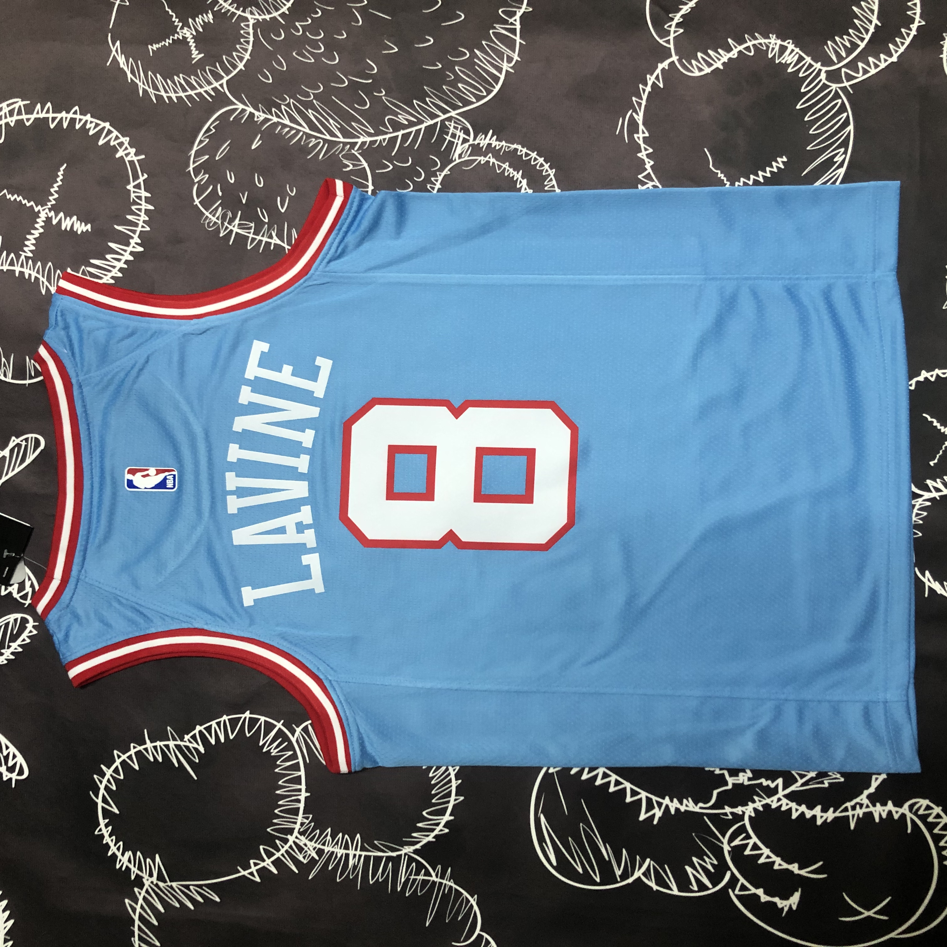Bulls blue number eight Lavine