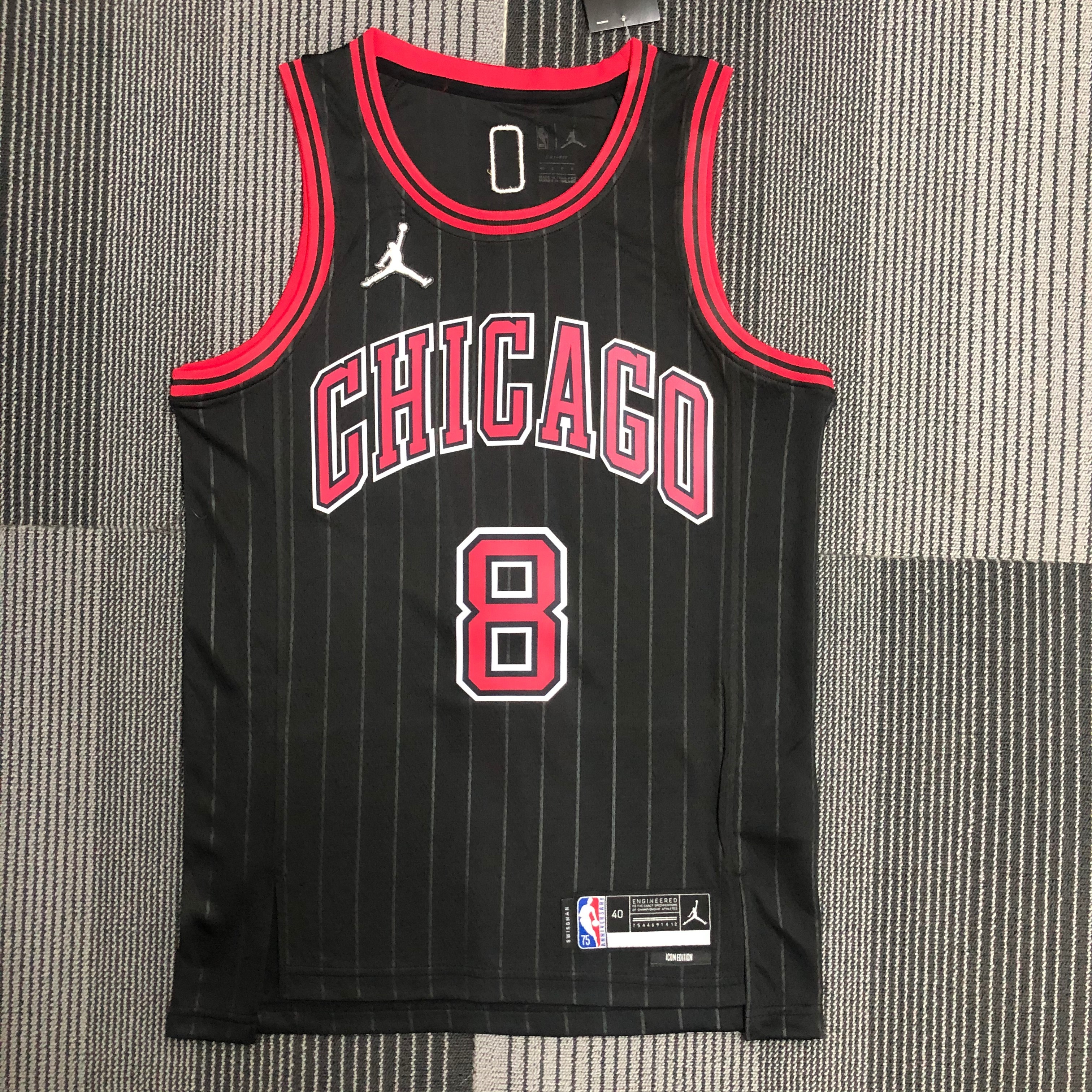 75th anniversary Bulls Flyers number 8 Lavine