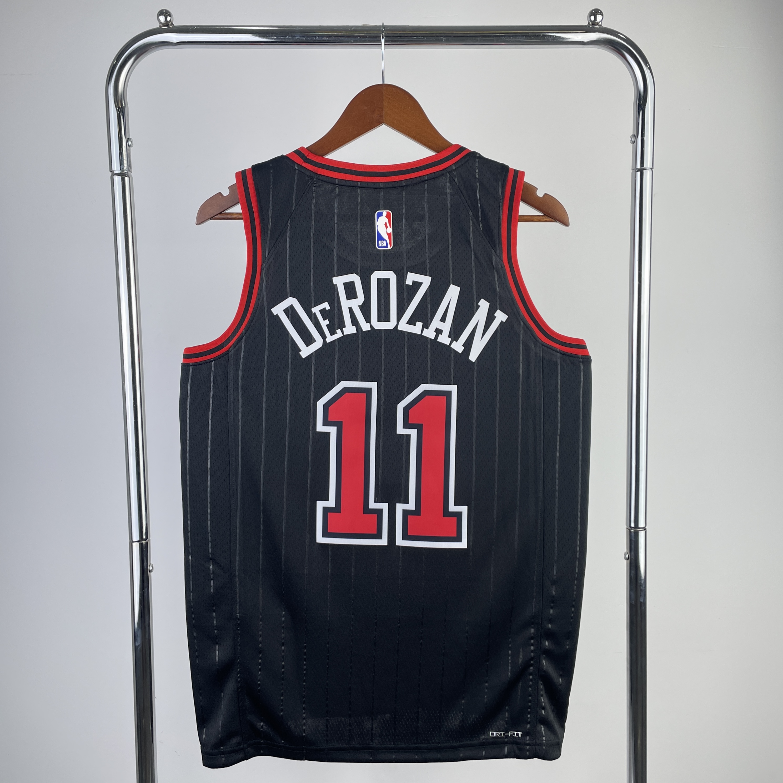 23 season Bulls Flyers limited number 11 derozan