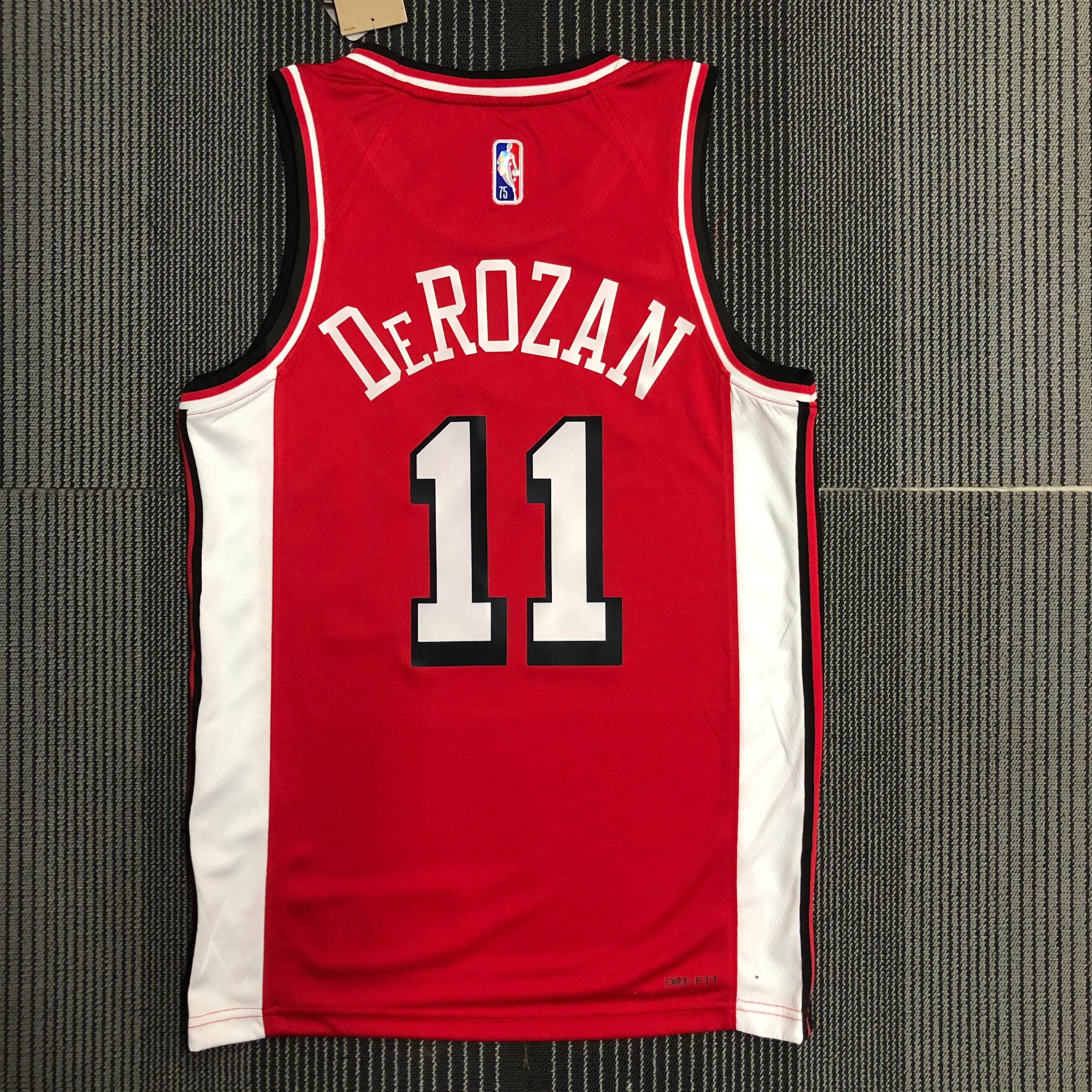 Derozan, No. 11, Bulls City, season 22