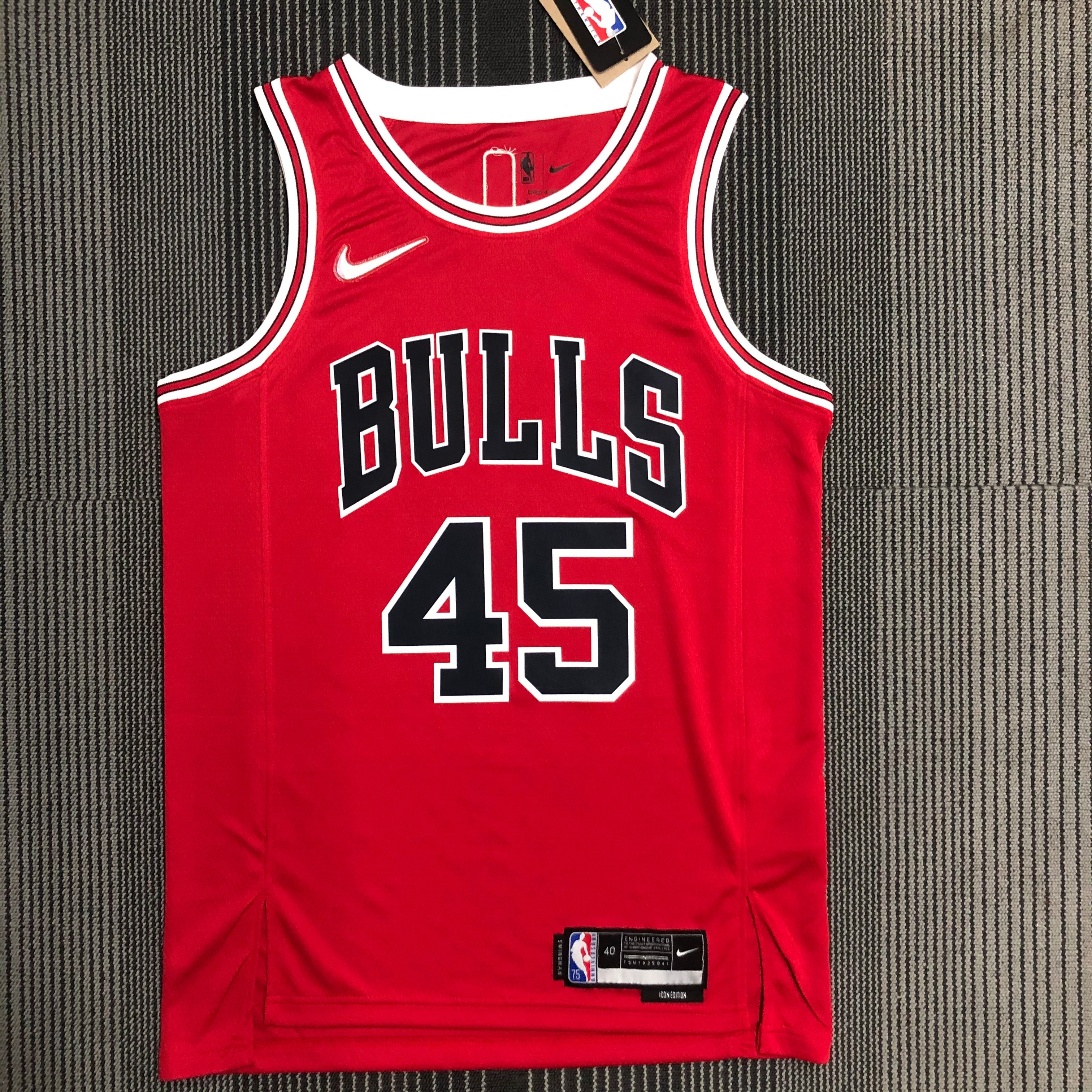 75th anniversary Bulls red 45 Jordan