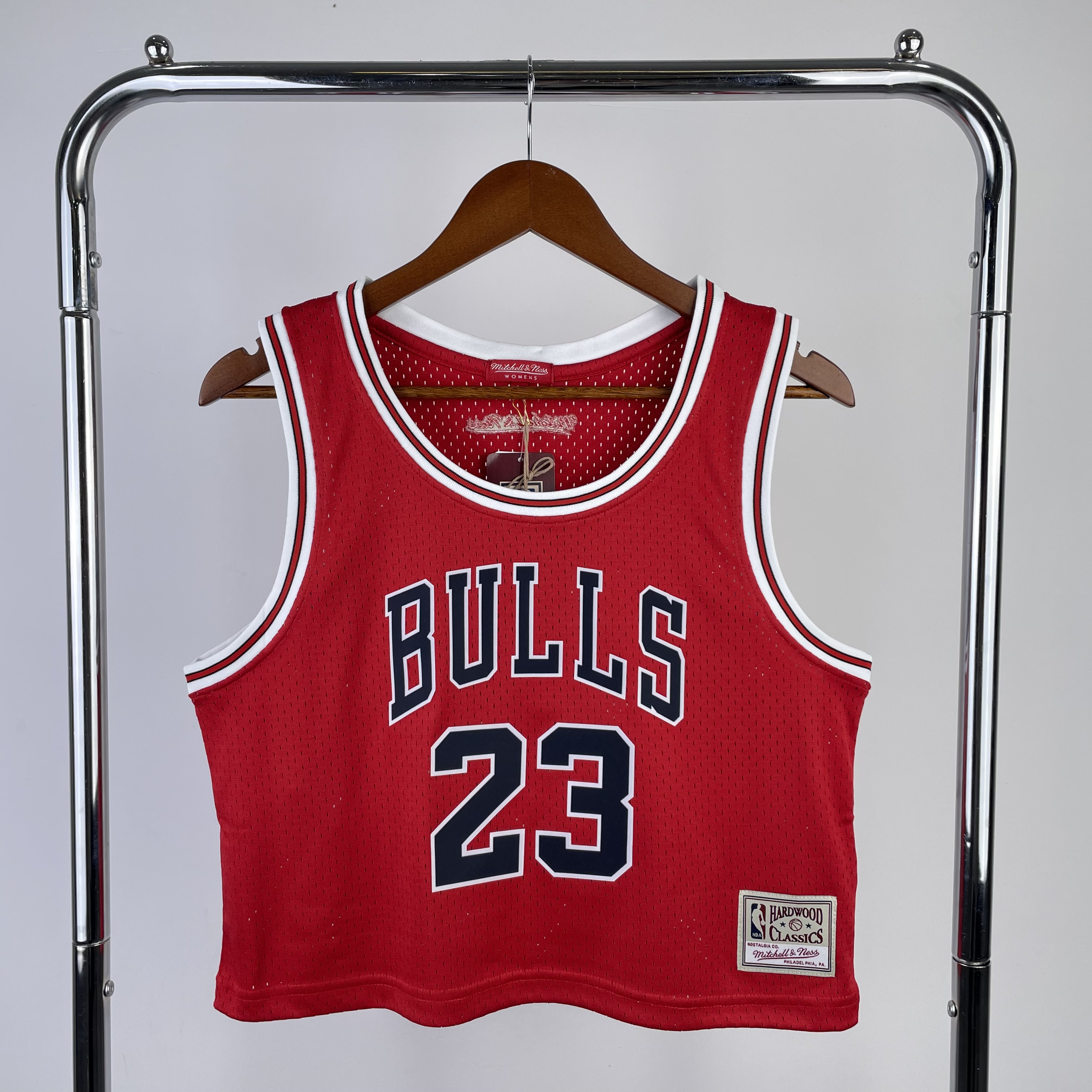 MN Women's Crop throwback jersey Bulls red No. 23 Jordan