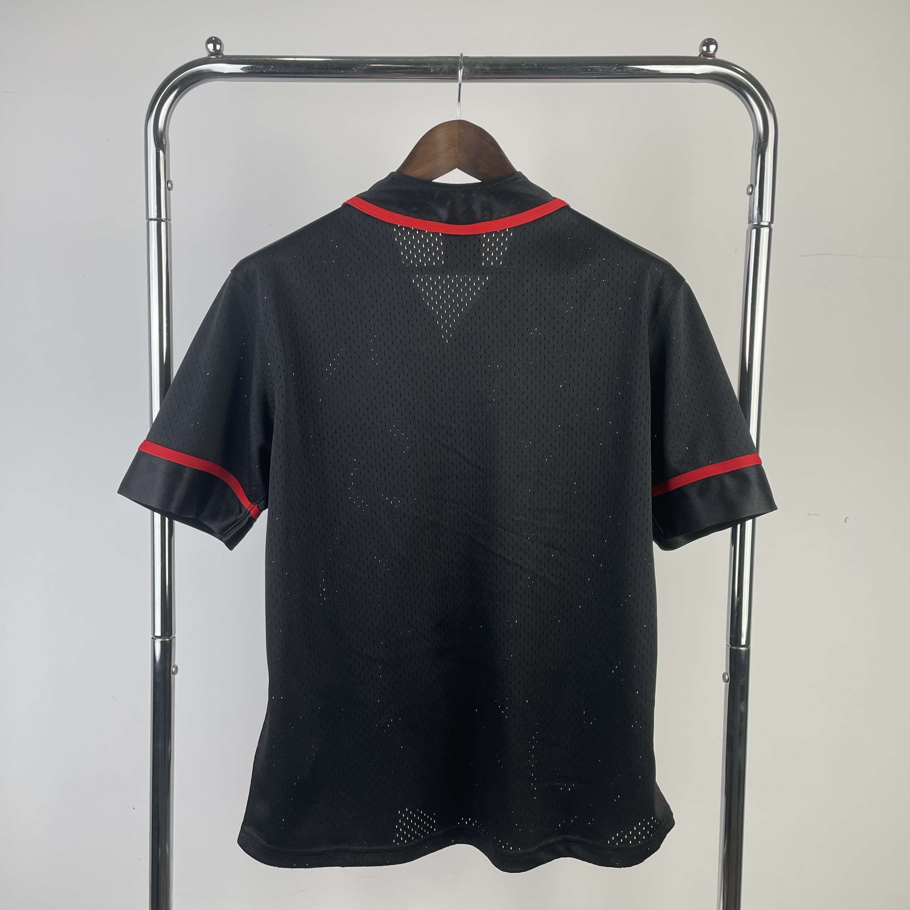 NBA button Cardigan Bulls