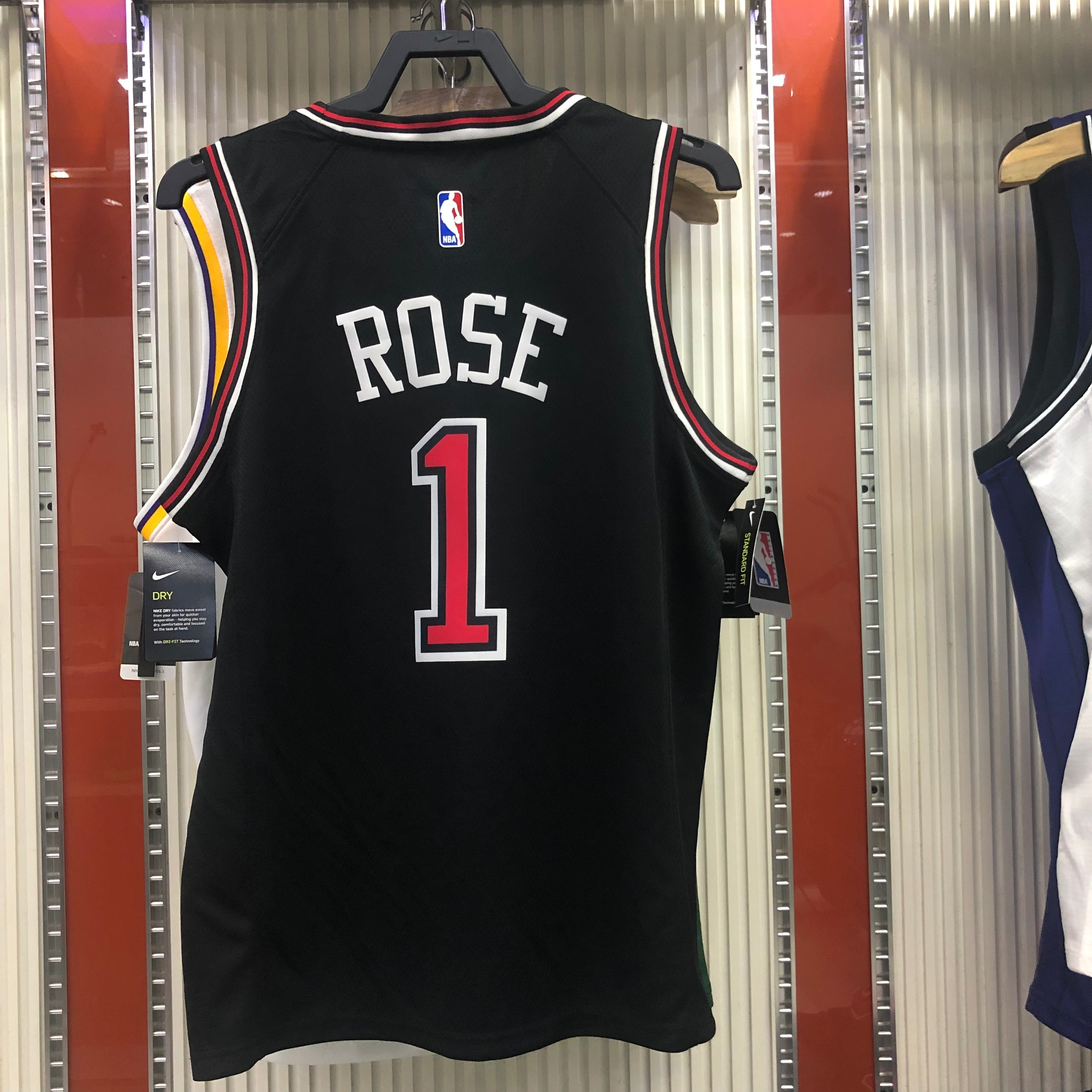 Bulls crew-neck black number one Rose