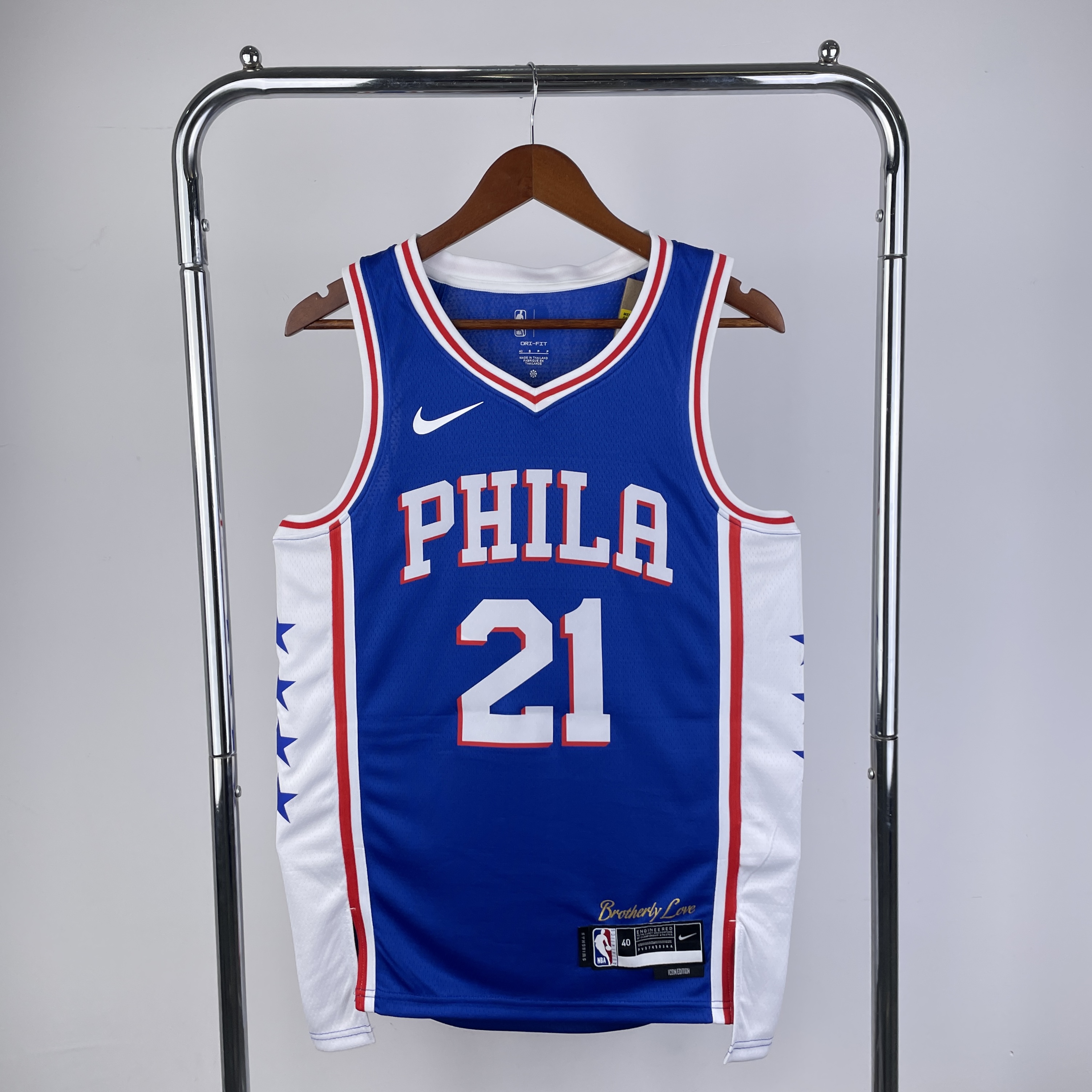 Season 23 76ers V-neck blue # 21 Embiid