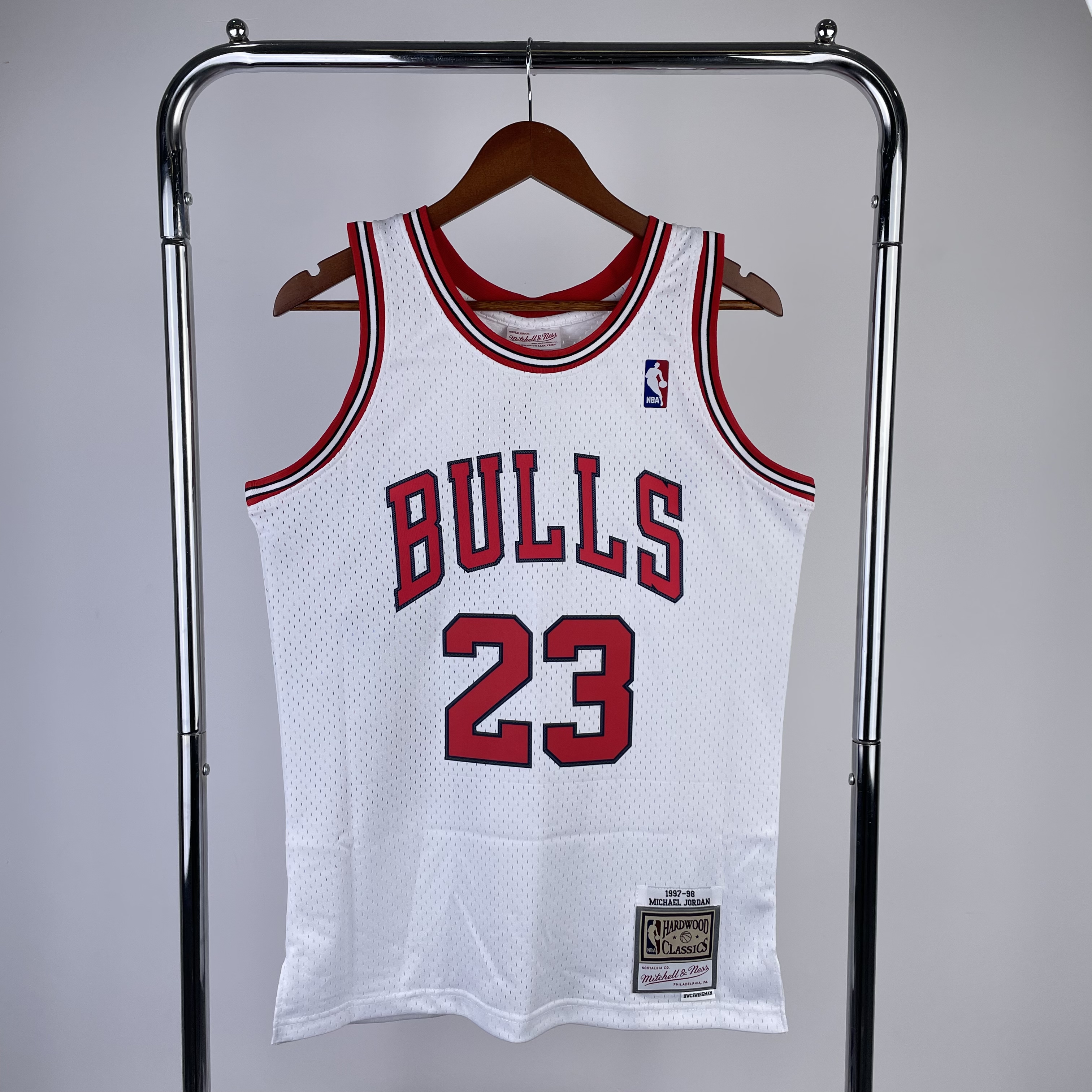 MN Hot Press Throwback jersey SW Bulls Season 98 white No. 23 Jordan
