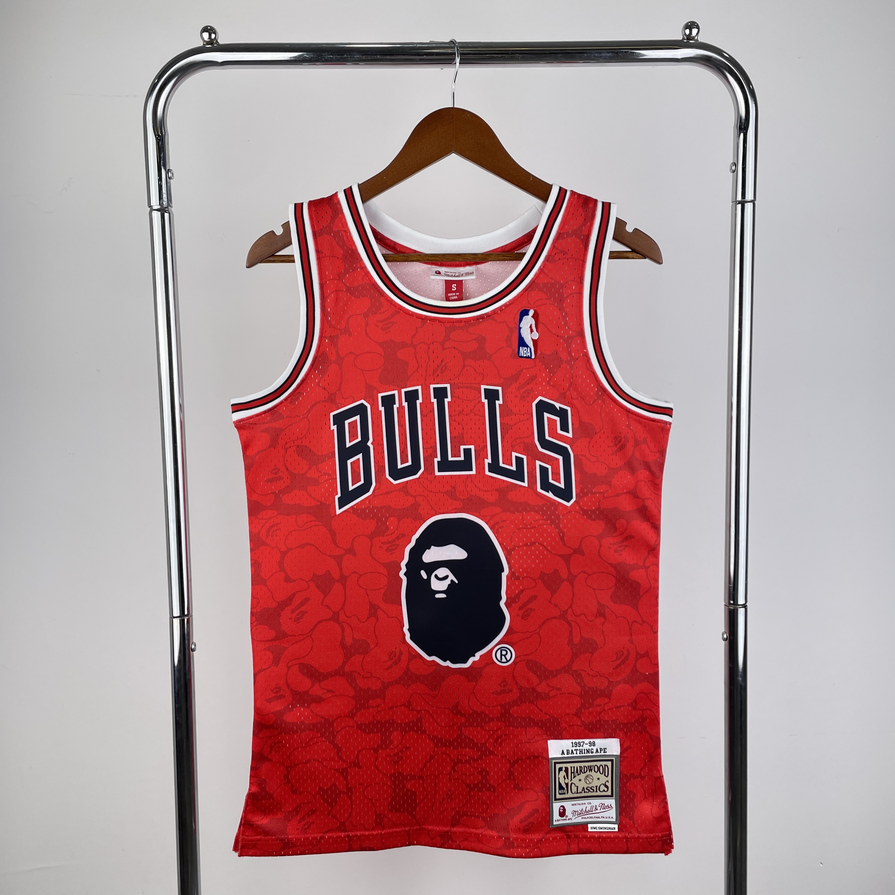 BAPE×M&N co-branded jersey Bulls ape-man head