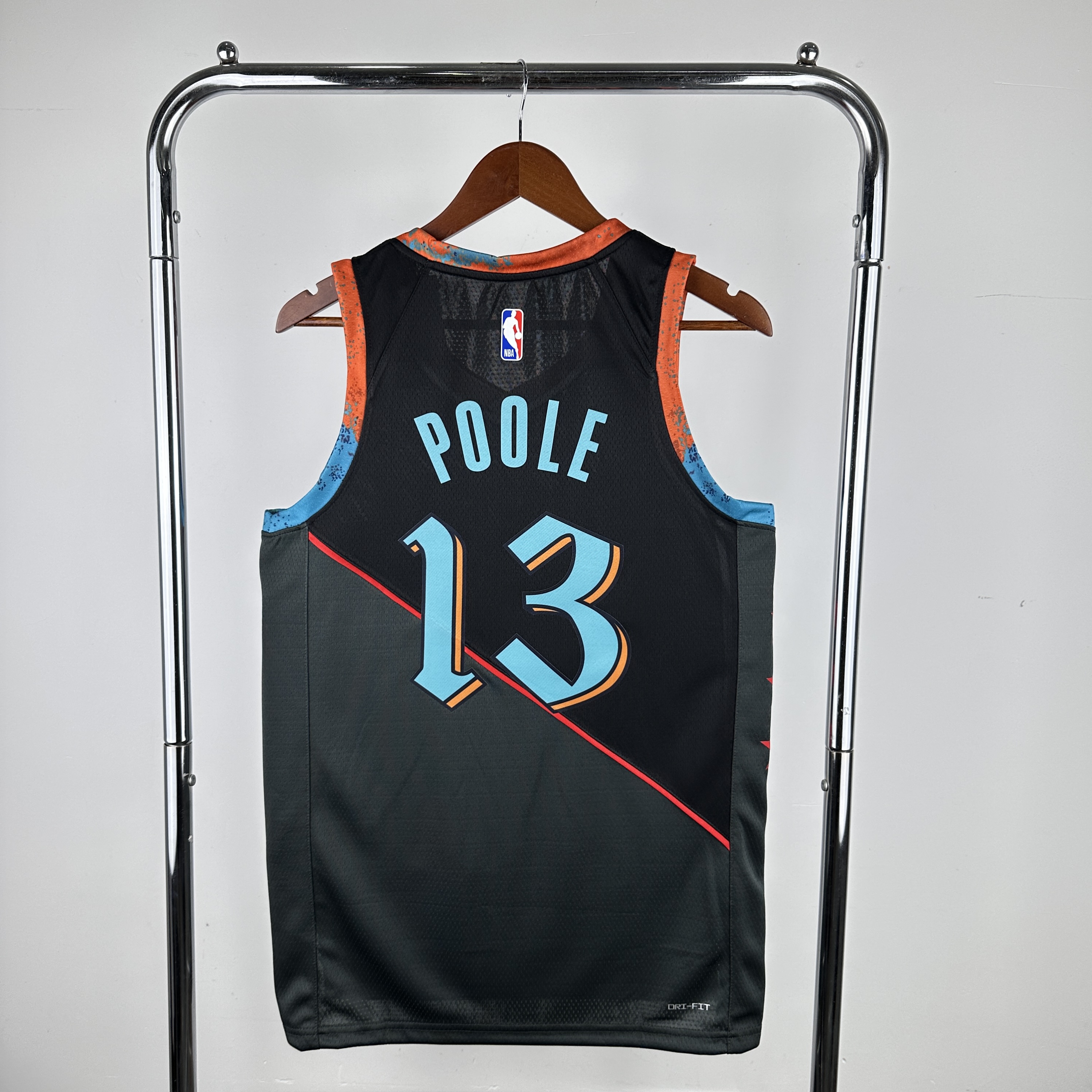 24 season Wizards City edition # 13 Poole