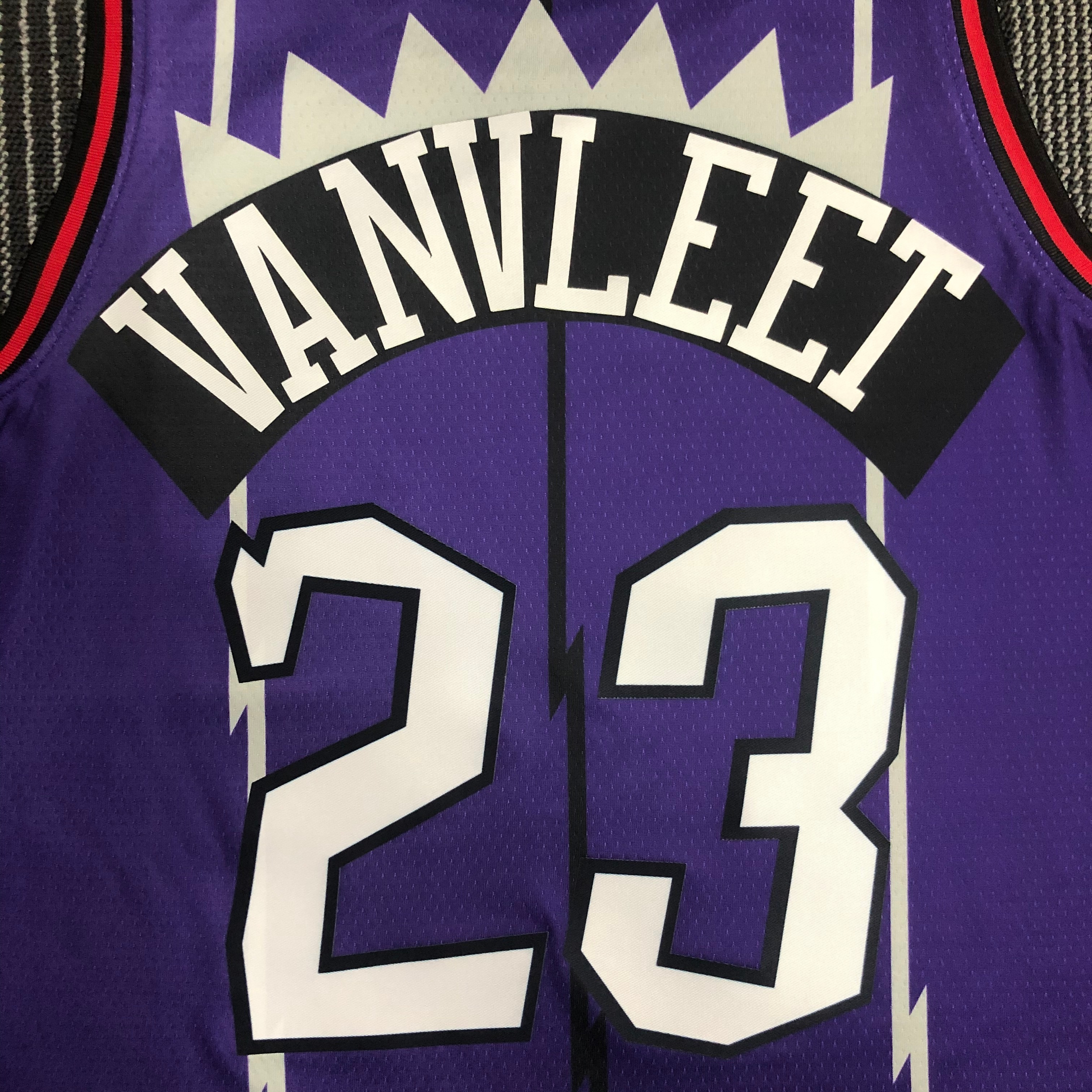 Raptors throwback purple number 23 Vanvleet