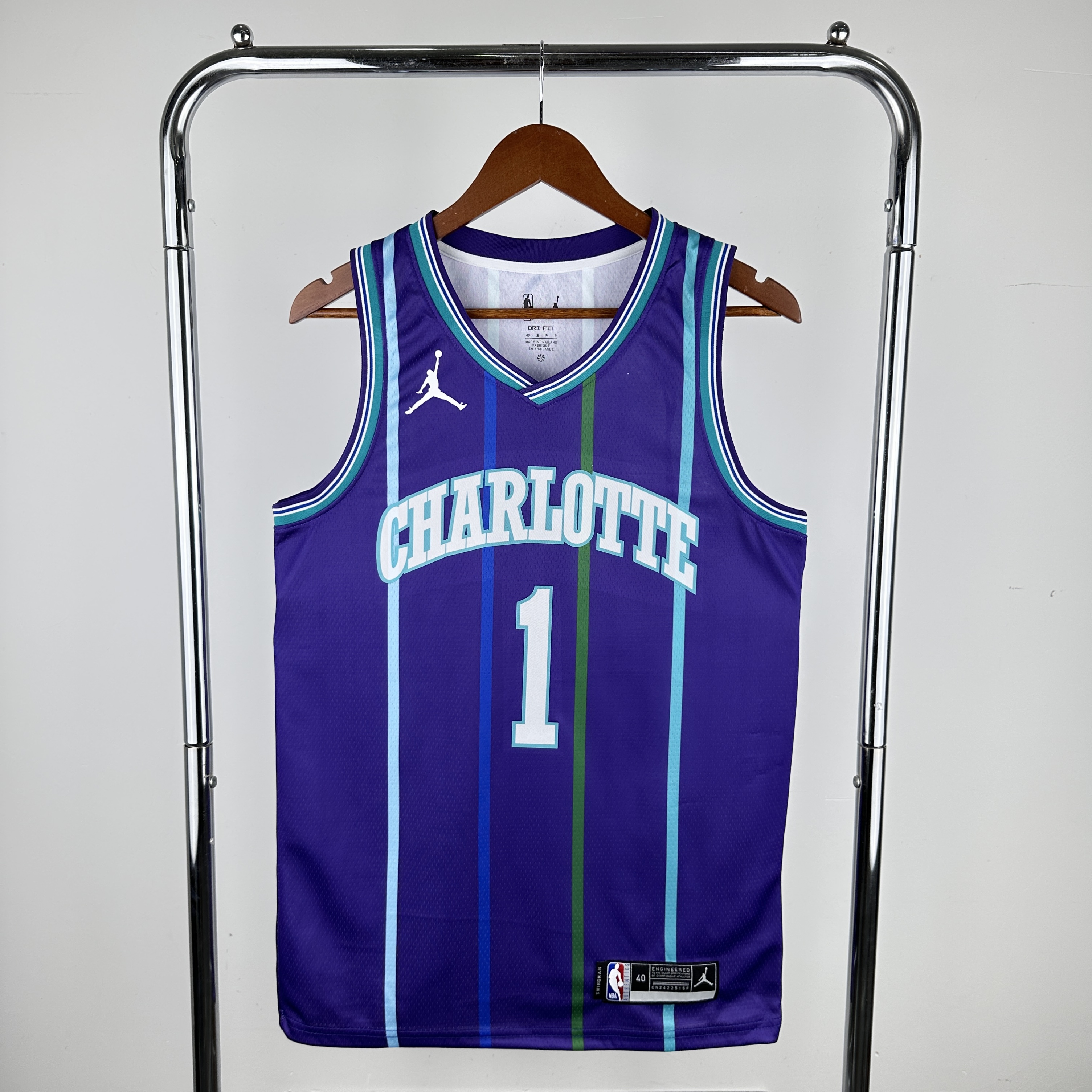 '20 Hornets throwback purple No.1 Ball