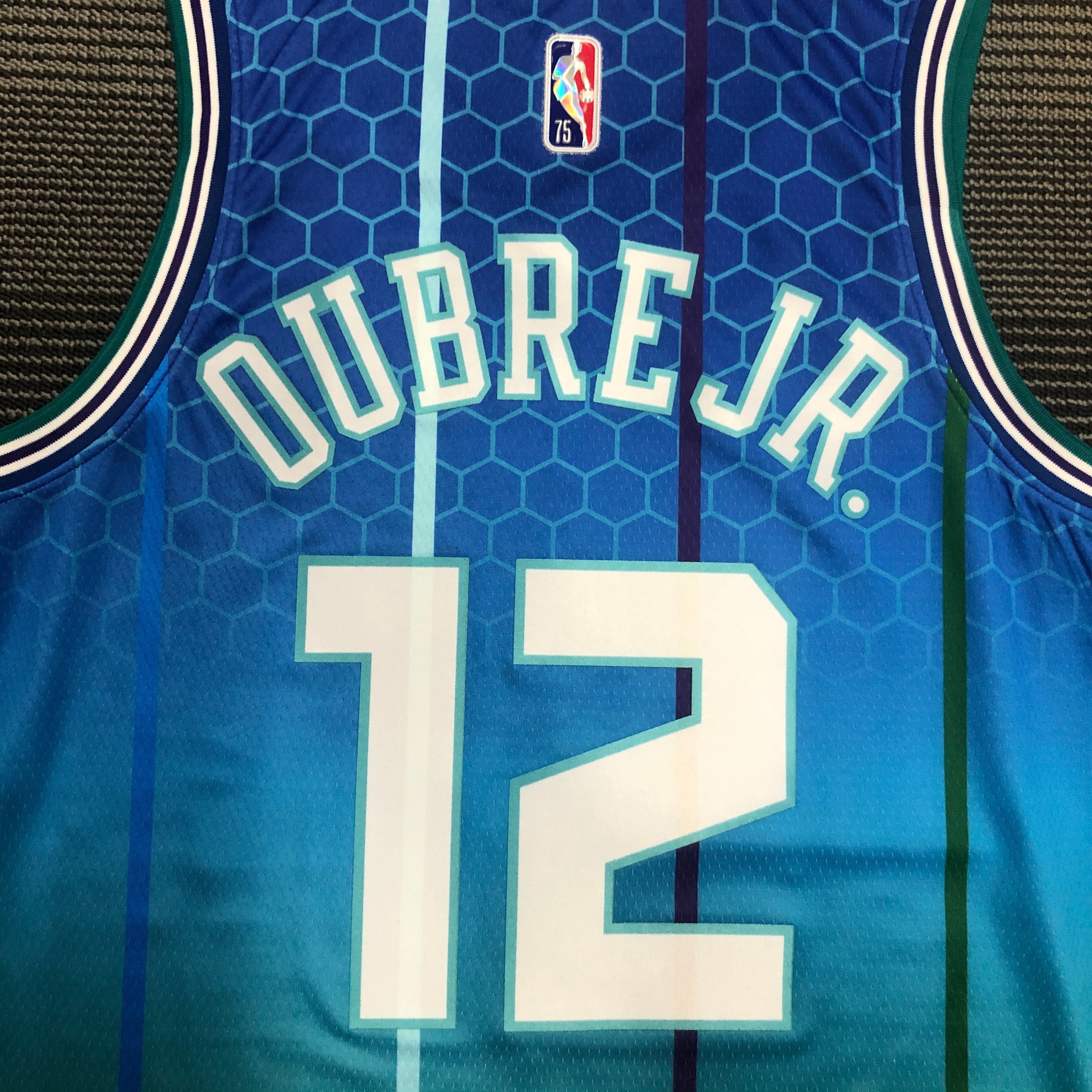 22 season Hornets City edition number 12 Oubre JR