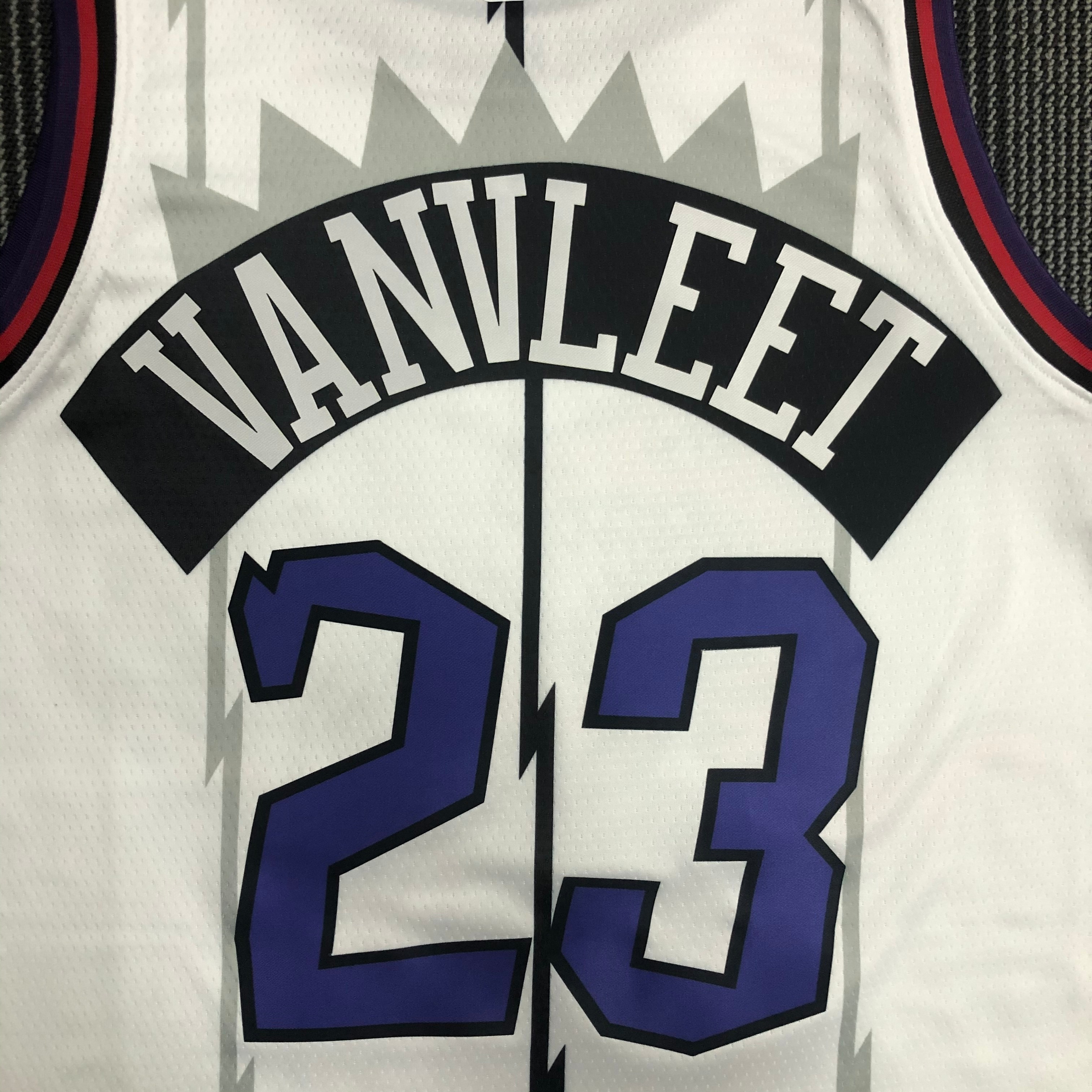 Raptors retro white 23 Vanvleet