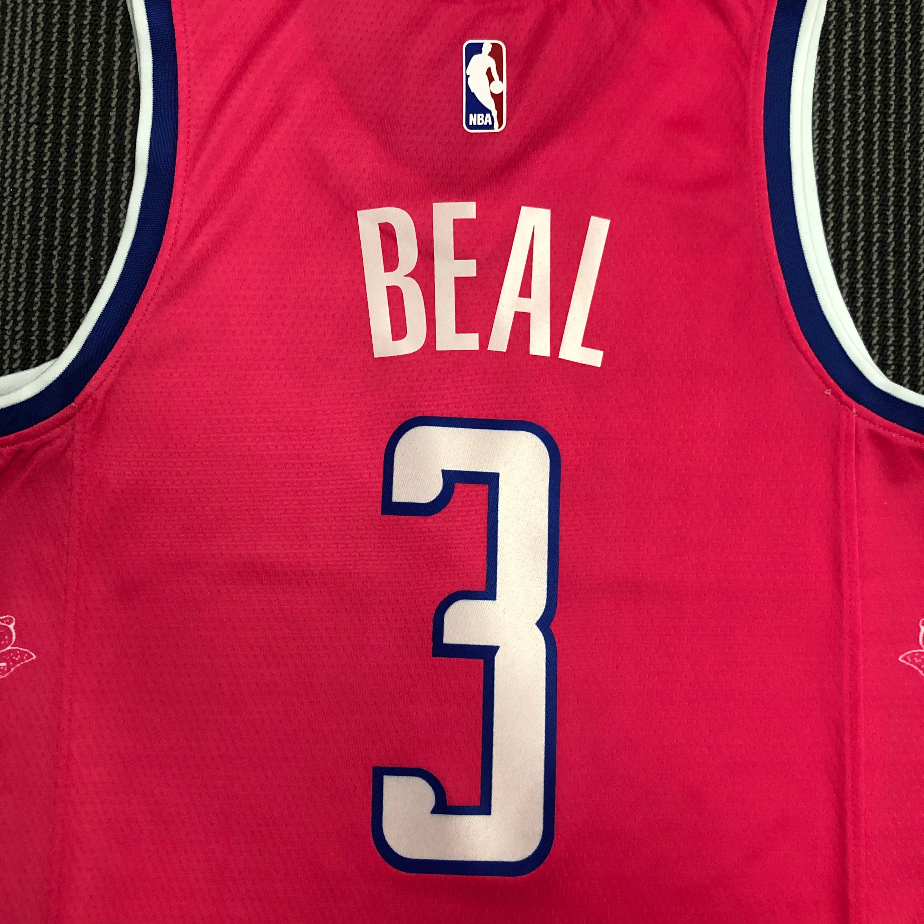 '23 Wizards Urban version of the No. 3 Beal