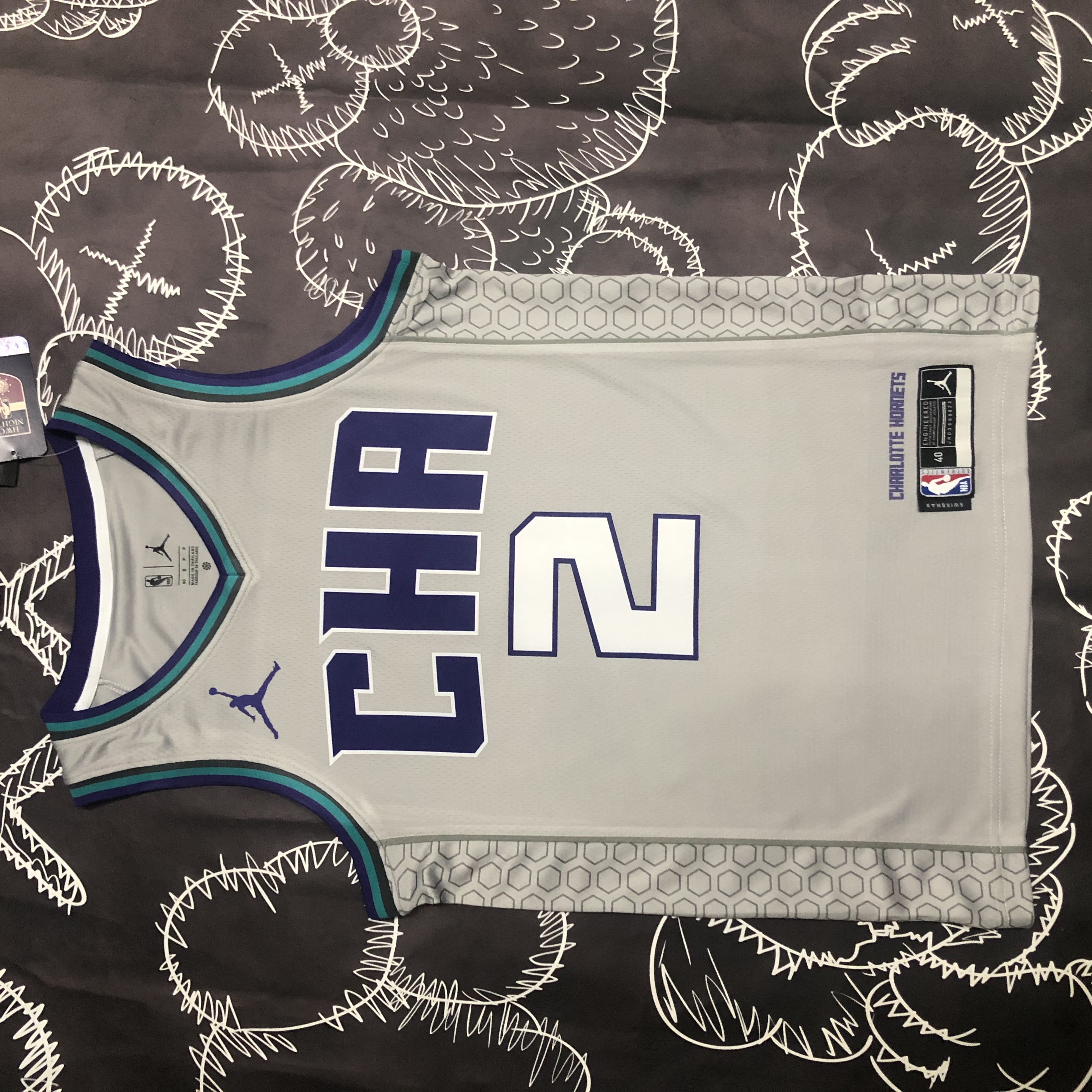 19 Hornets grey number 2 Ball